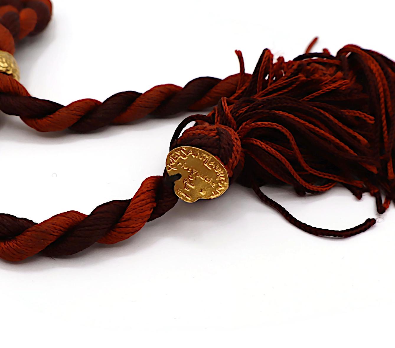 Yves Saint Laurent Rive Gauche Collana con nappe e sfere di legno intagliato in vendita 11