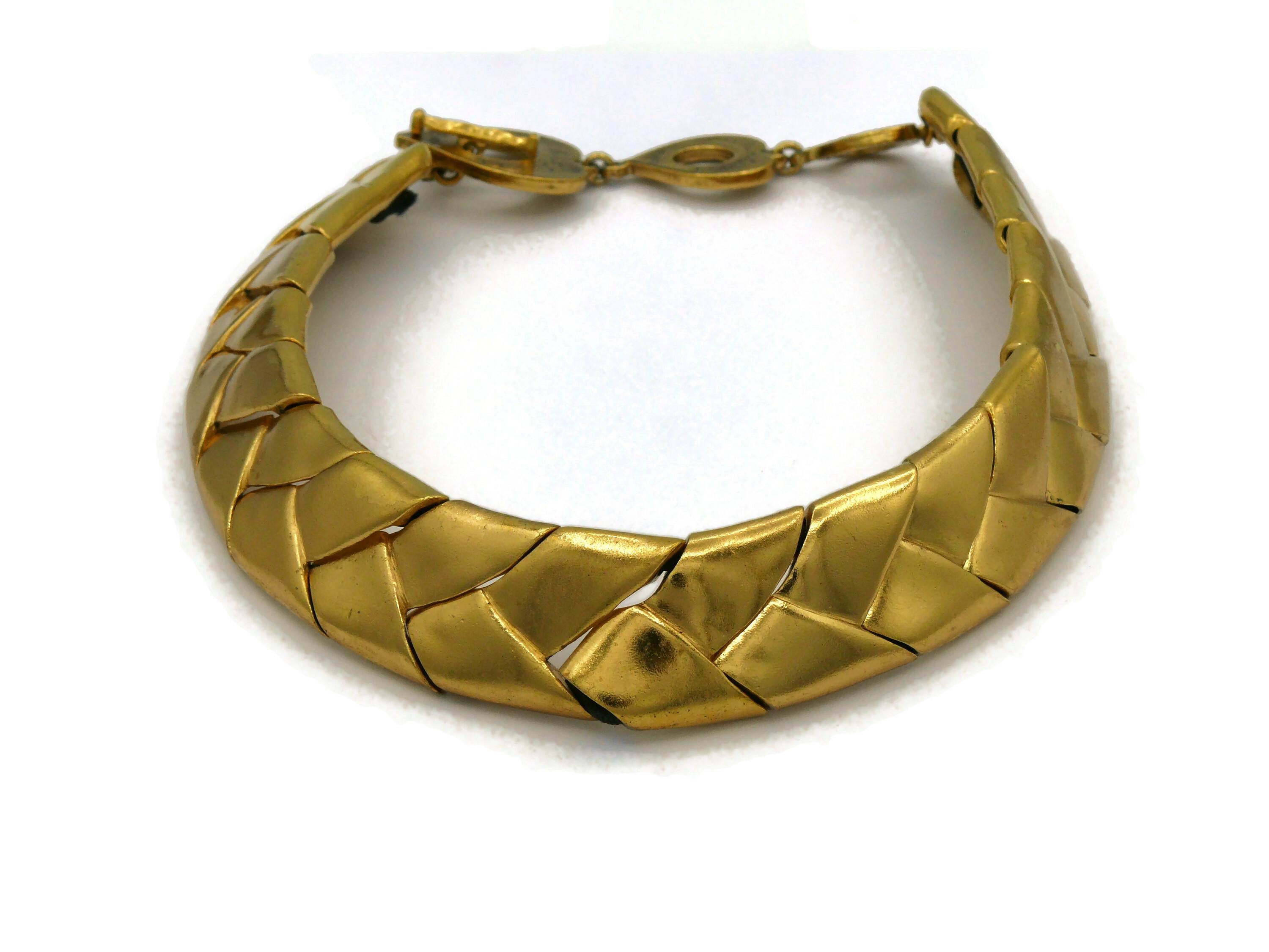 YVES SAINT LAURENT YSL Rive Gauche Vintage Gold Tone Braided Necklace In Good Condition For Sale In Nice, FR