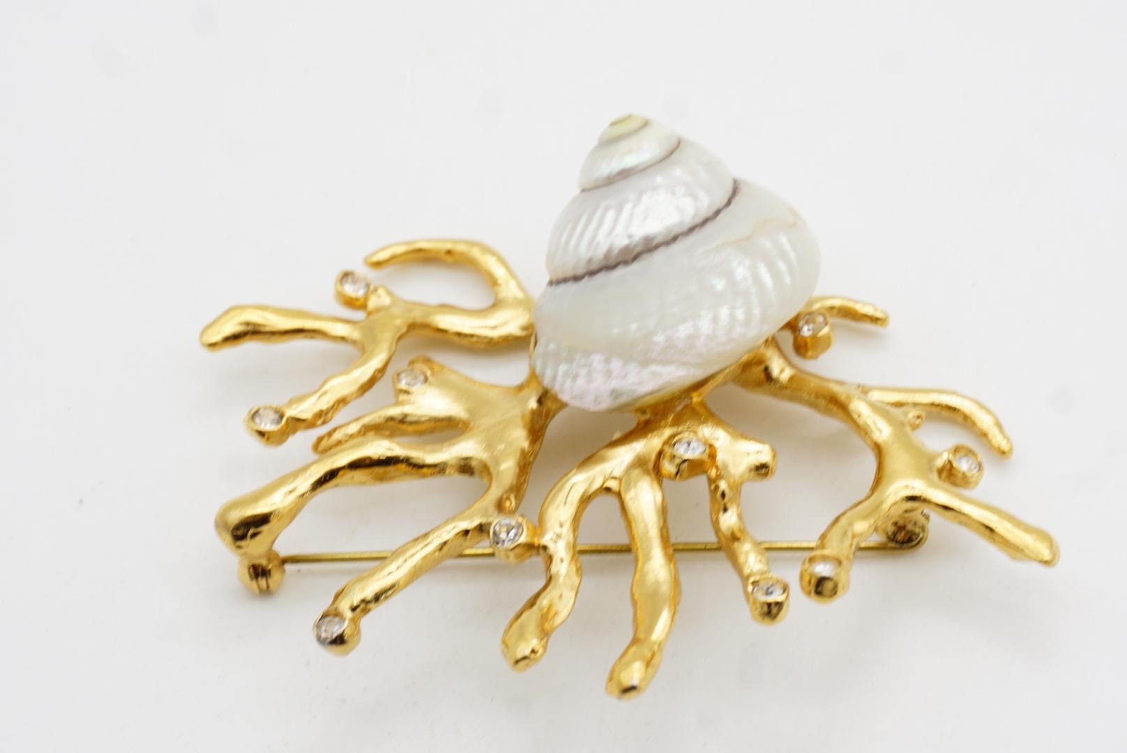 Yves Saint Laurent YSL Broche Robert Goossens Blanco Concha Coral Cristales Rama en venta 8