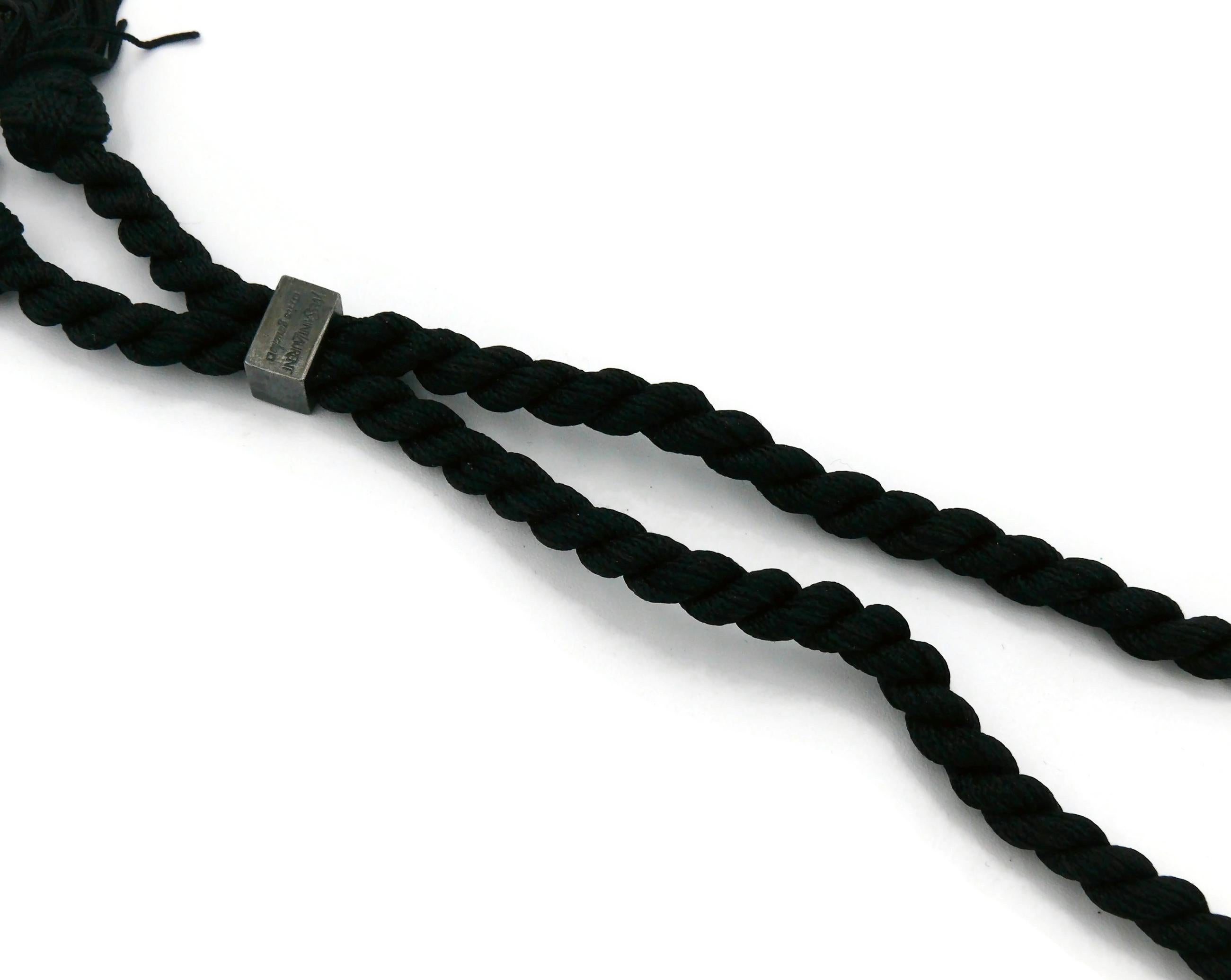 YVES SAINT LAURENT YSL Collana con nappe a corda in vendita 1