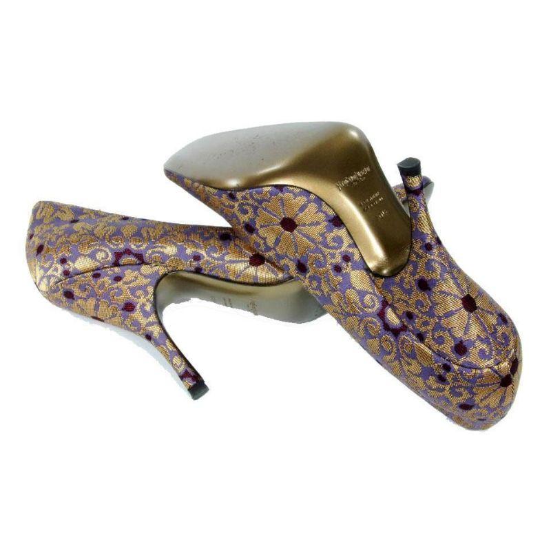 Yves Saint Laurent YSL Square Toe Brocade Pumps Size 10.5 SL-S0930P-0376 In Good Condition For Sale In Downey, CA