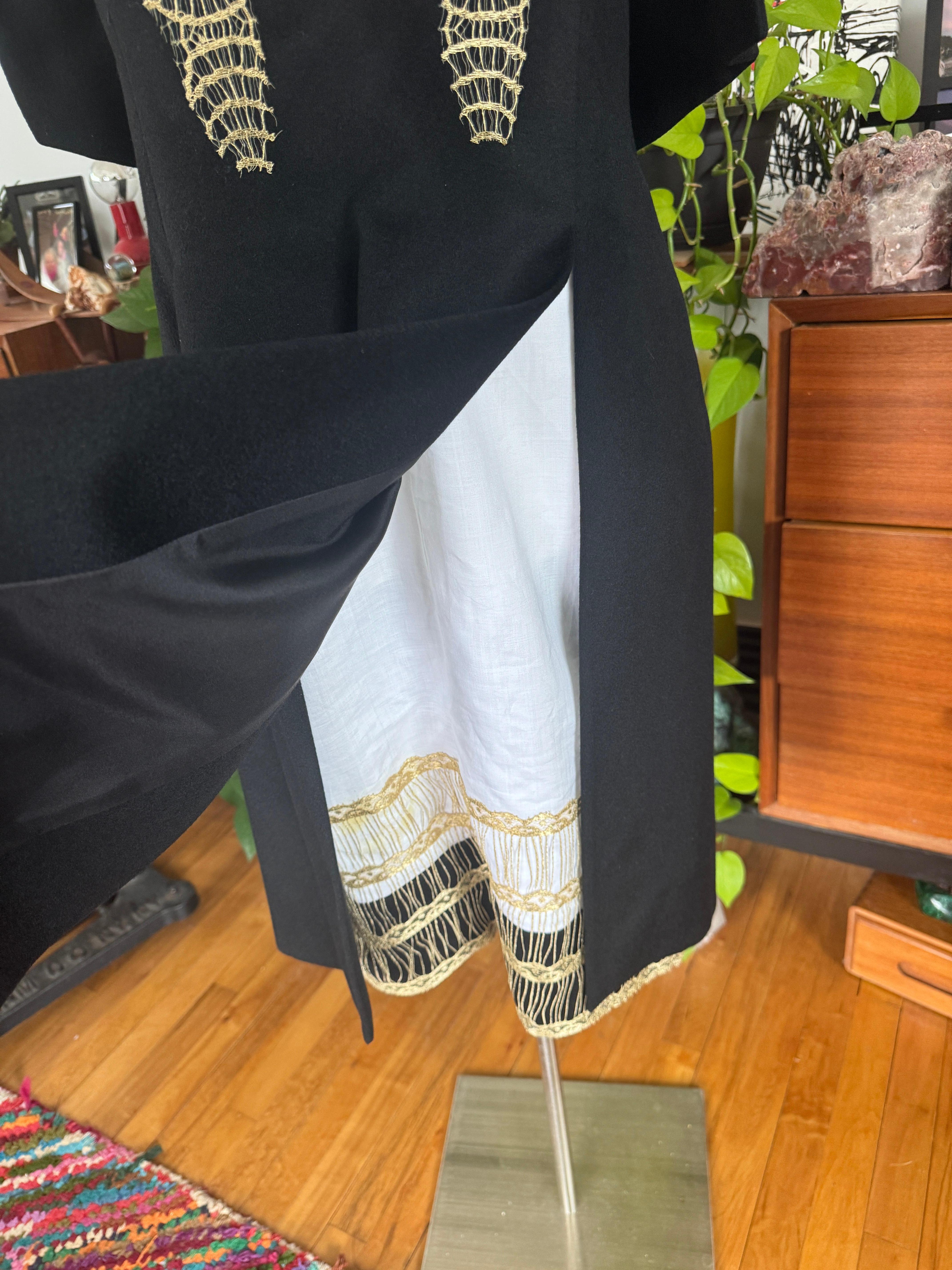 Yves Saint Laurent YSL Trägerloses kleines schwarzes Kleid aus Kaschmir 1990er Jahre Spinnenwebe im Angebot 4
