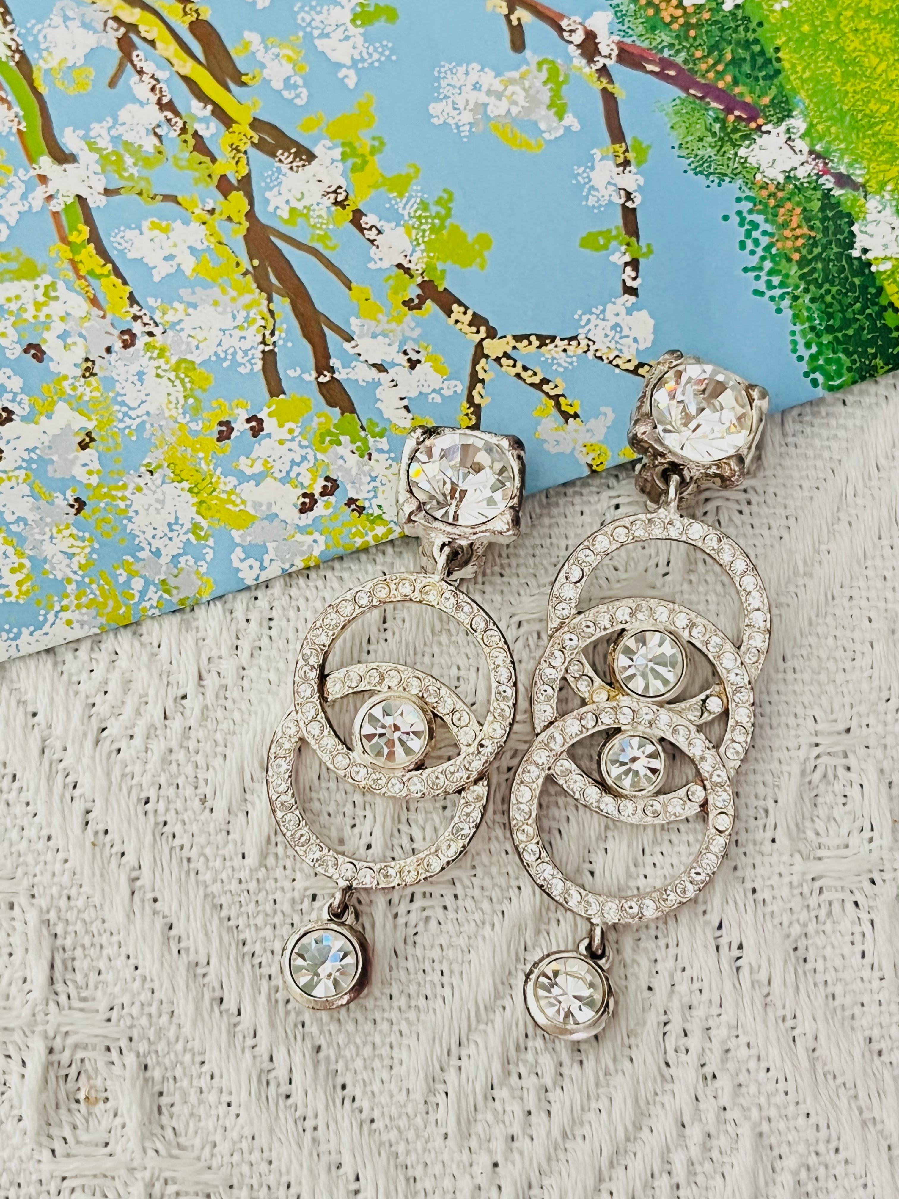 Yves Saint Laurent YSL Vintage Círculo asimétrico Pendientes lágrima ojo de cristal Art Decó en venta