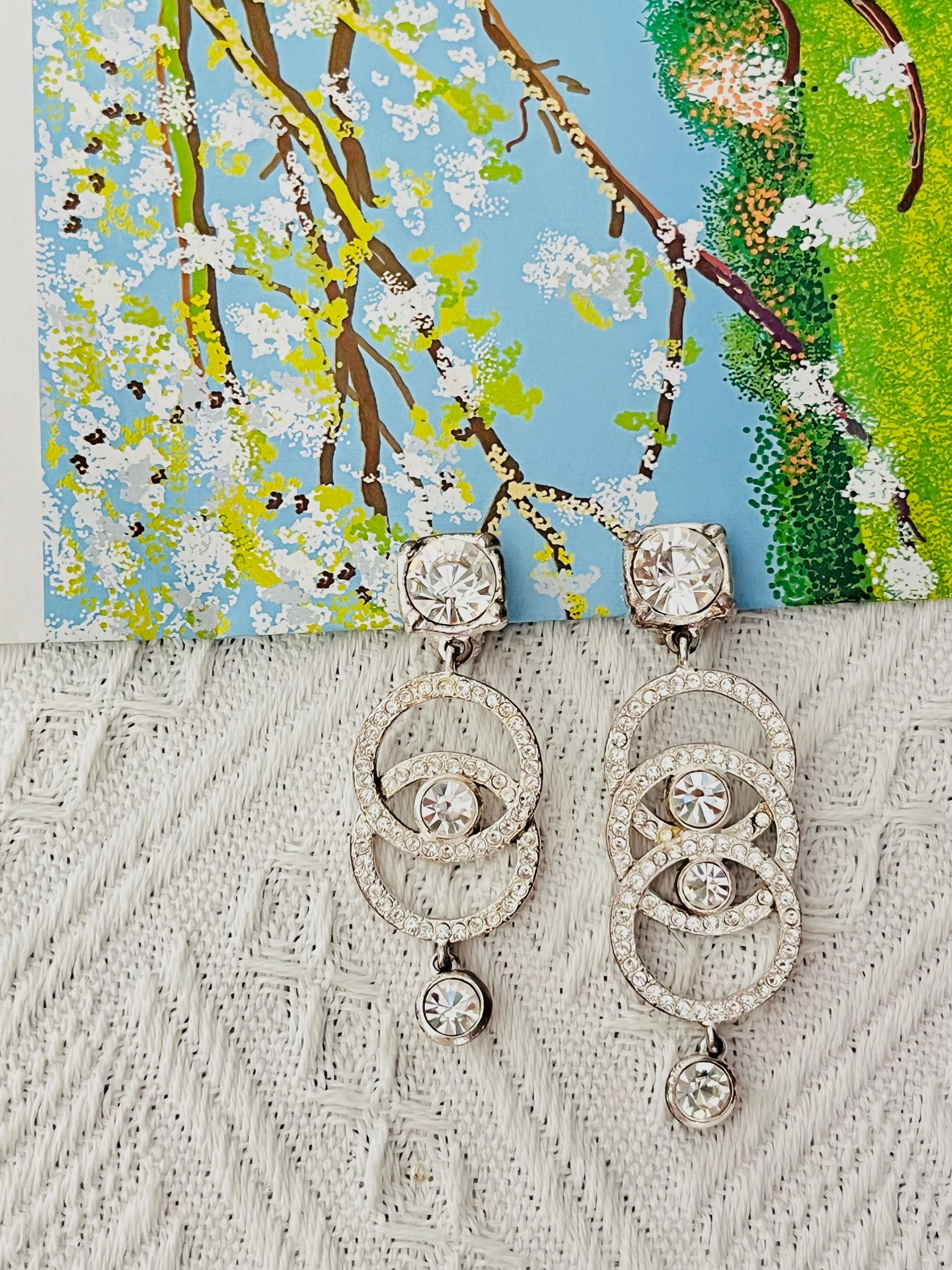 Yves Saint Laurent YSL Vintage Círculo asimétrico Pendientes lágrima ojo de cristal en Bueno estado para la venta en Wokingham, England