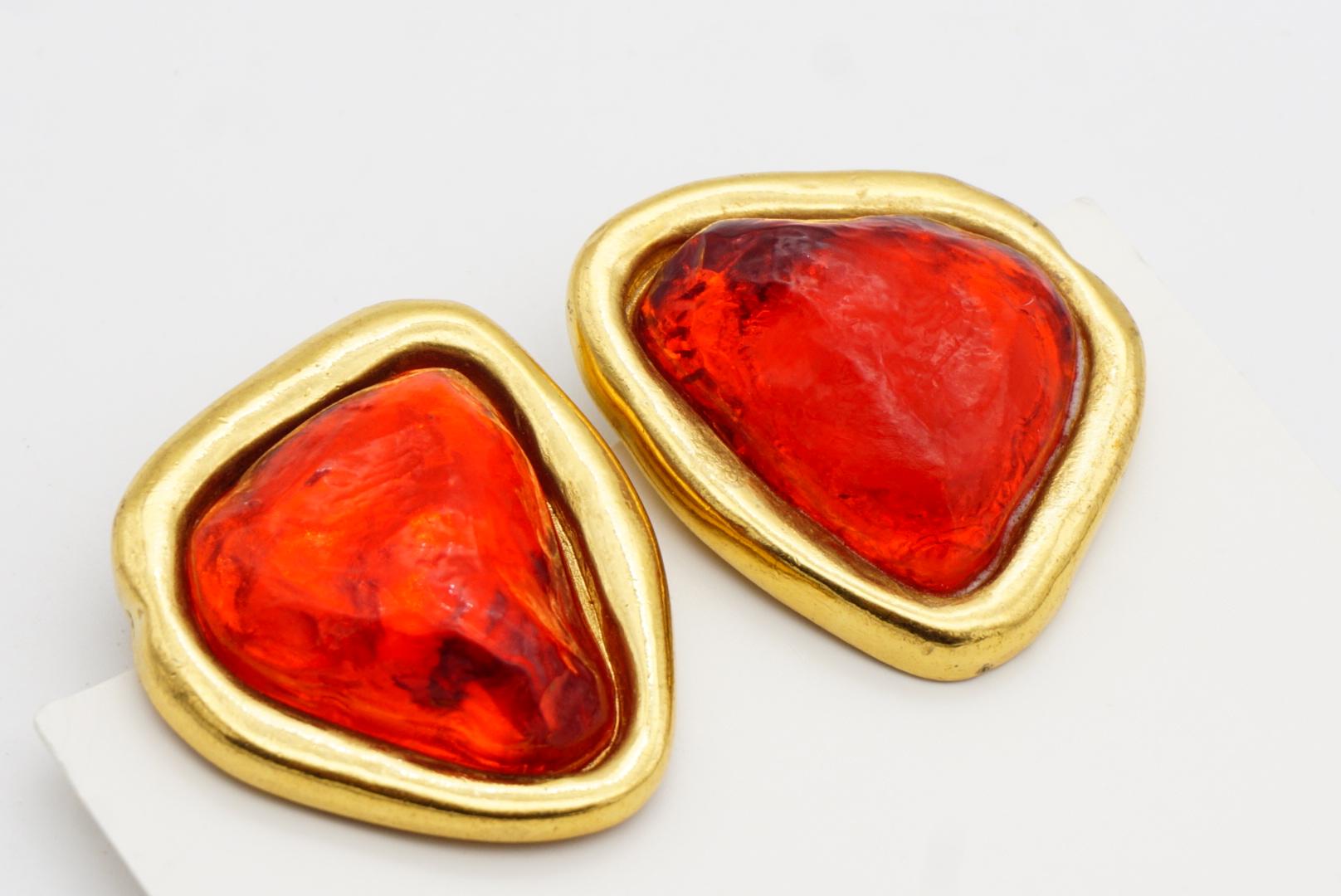 Yves Saint Laurent YSL Pendientes de clip de cristal de rubí triangulares asimétricos vintage en venta 6