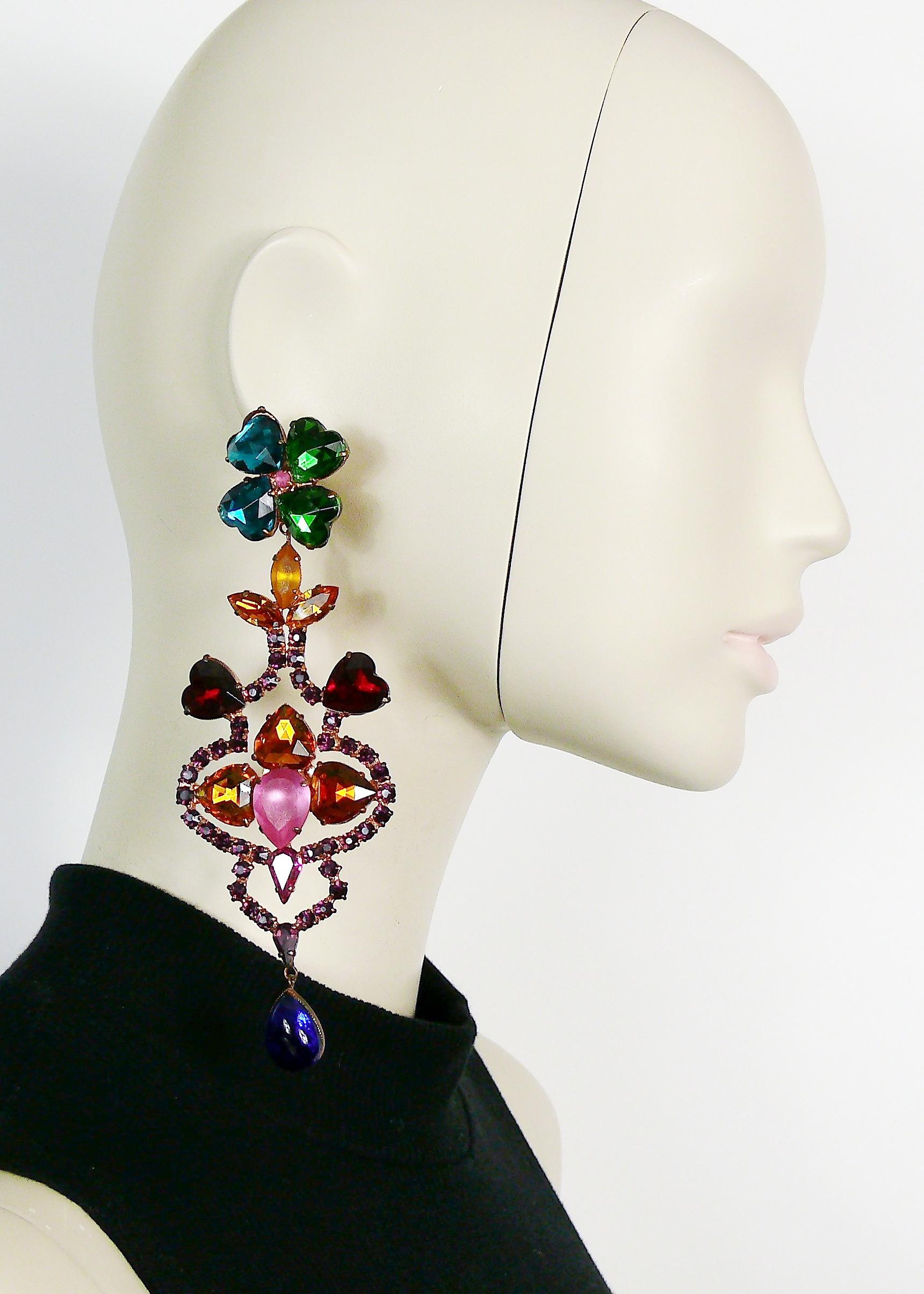 YVES SAINT LAURENT RIVE GAUCHE vintage gorgeous and rare shoulder duster dangling earrings (clip-on) featuring multicolored crystals and glass cabochon in a copper patina setting.

Marked YVES SAINT LAURENT RIVE GAUCHE Made in France.

Indicative