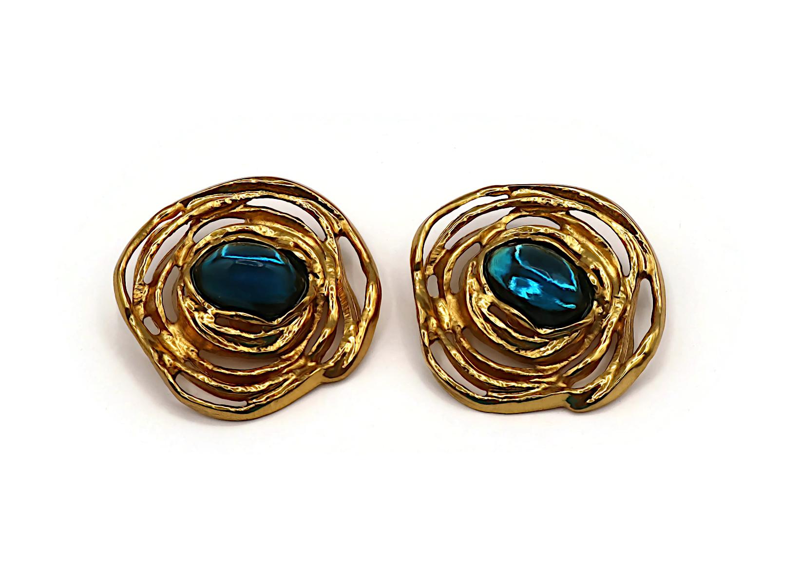 YVES SAINT LAURENT YSL Vintage Blue Resin Clip-On Earrings en venta 3