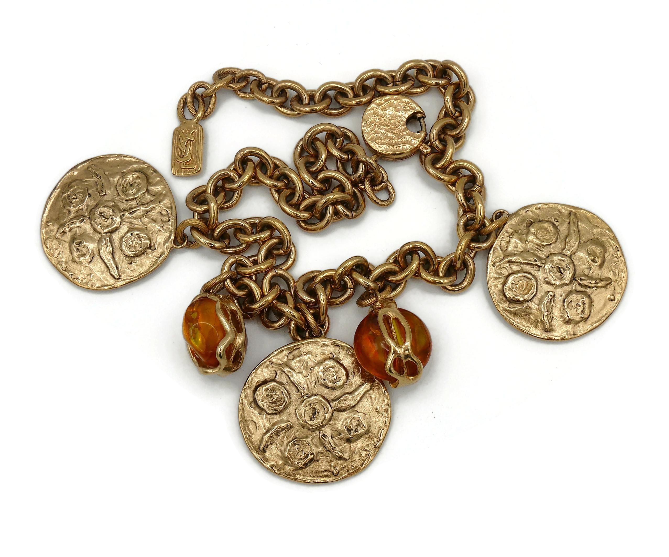 Yves Saint Laurent YSL Vintage Coin Charms Collana con gocce di resina arancione In condizioni buone in vendita a Nice, FR