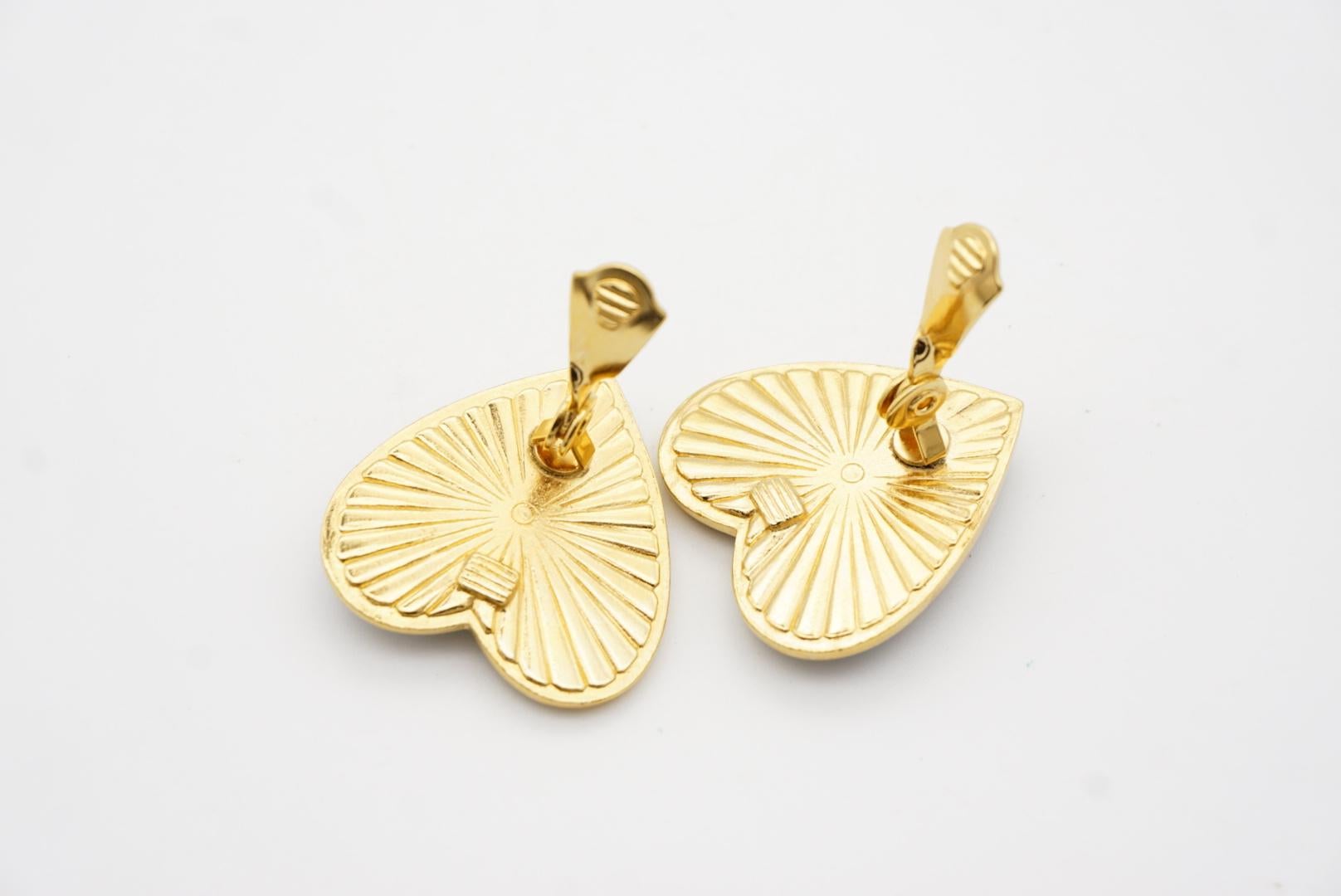 Yves Saint Laurent YSL Vintage Dark Green Heart Amethyst Cube Clip Earrings For Sale 9