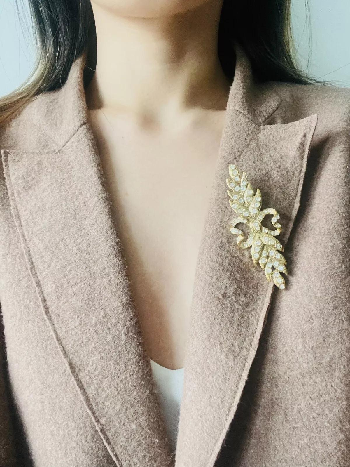 Yves Saint Laurent YSL Vintage Double Heart Love Crown Bow Crystals Leaf Brooch 4