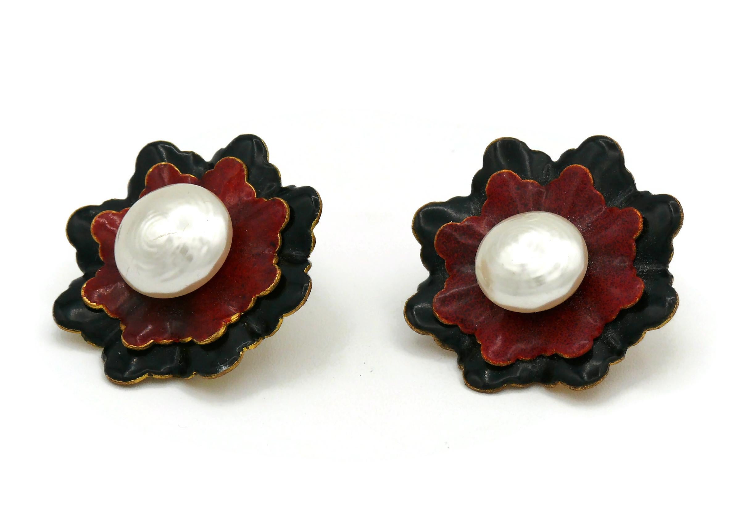 Women's YVES SAINT LAURENT YSL Vintage Enamel Flower Pearl Clip-On Earrings For Sale