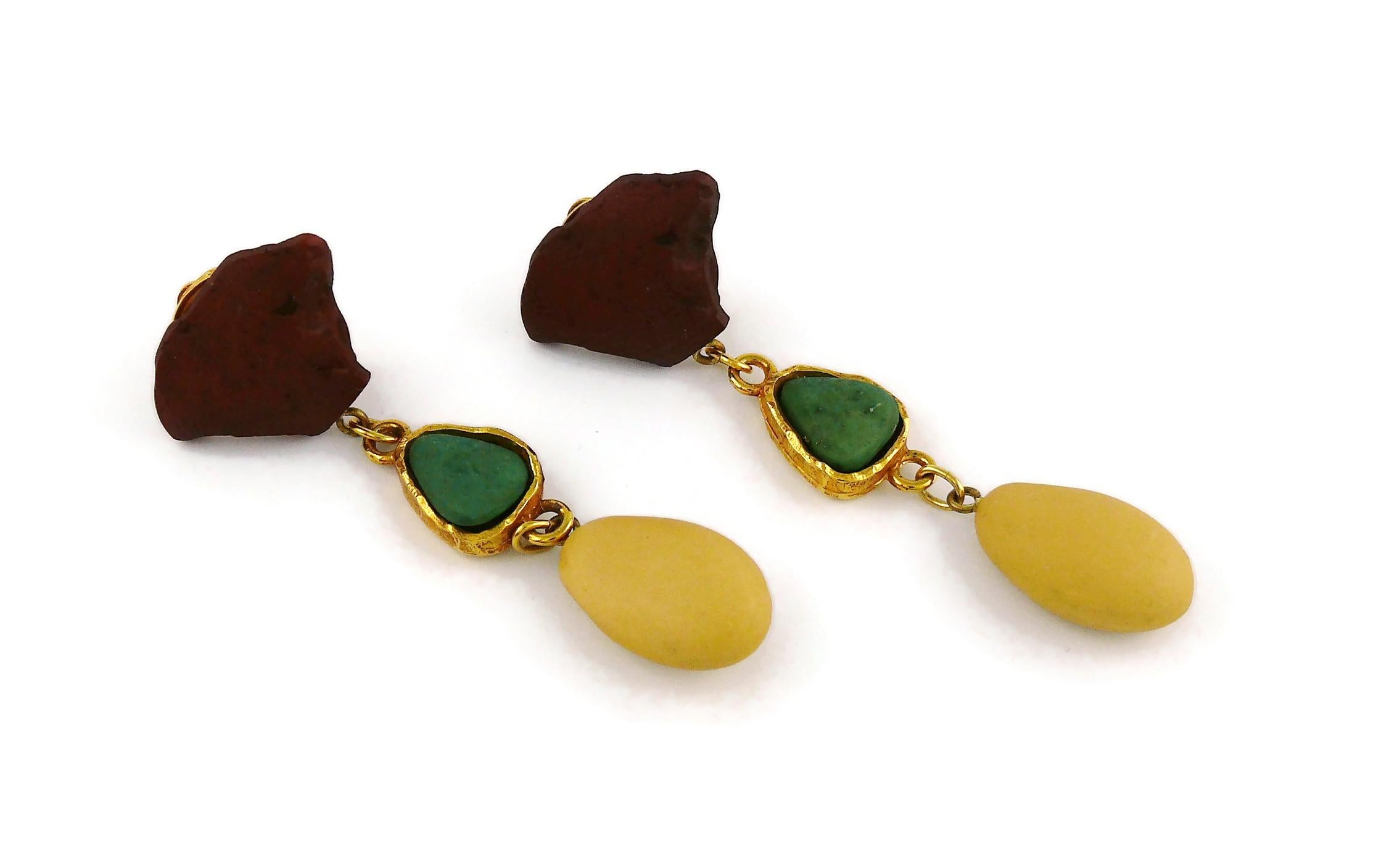 Yves Saint Laurent YSL Vintage Faux Stones Dangling Earrings In Excellent Condition In Nice, FR