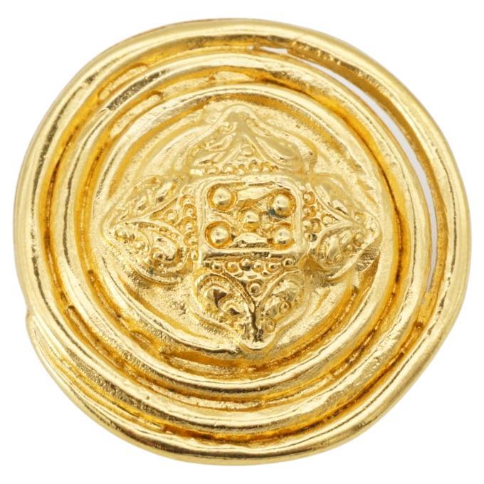 Yves Saint Laurent YSL Vintage Floral Nest Round Badge Openwork Gold Brooch Pin For Sale