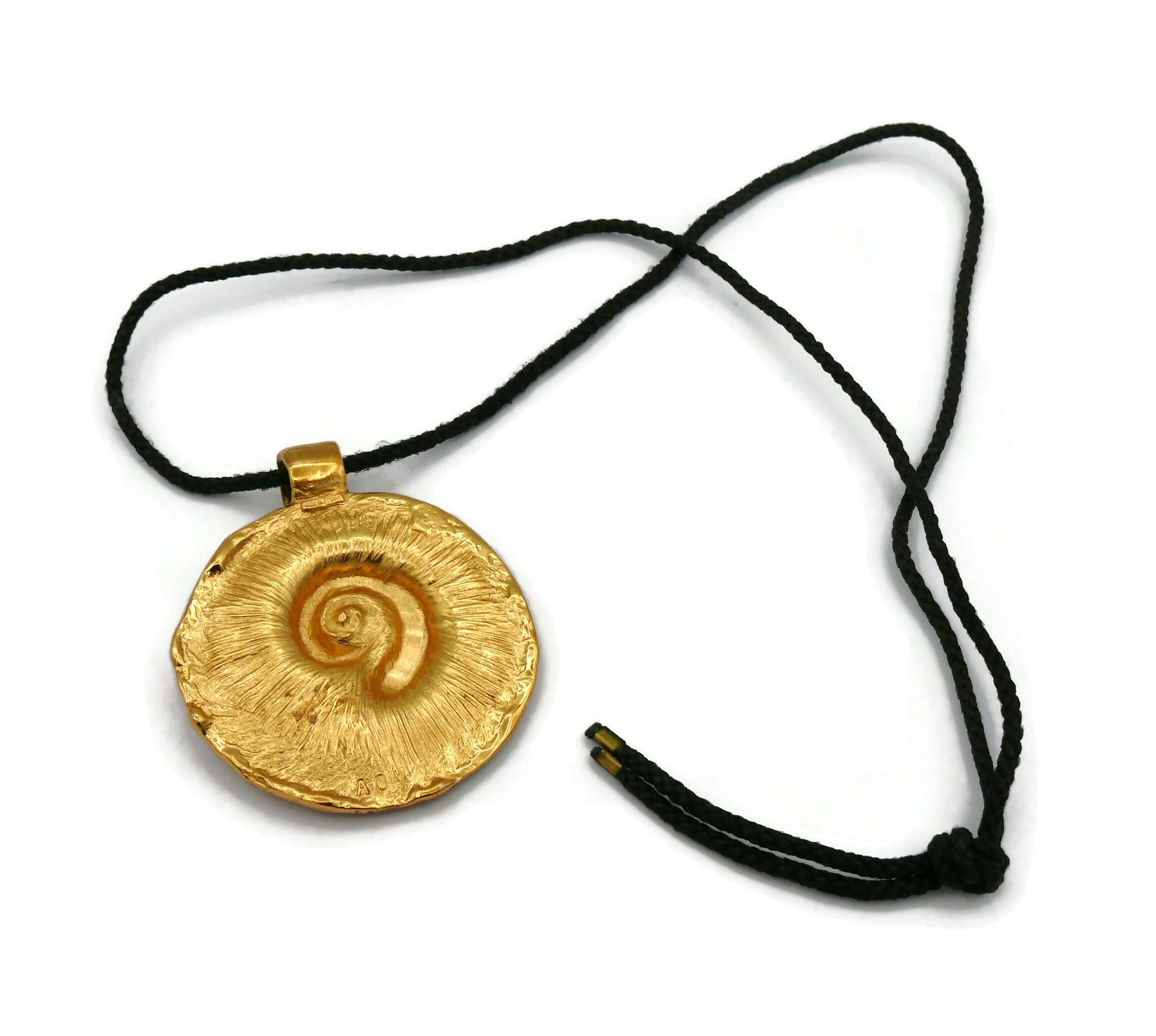 YVES SAINT LAURENT YSL Vintage Fossil Medallion Pendant Necklace For Sale 7