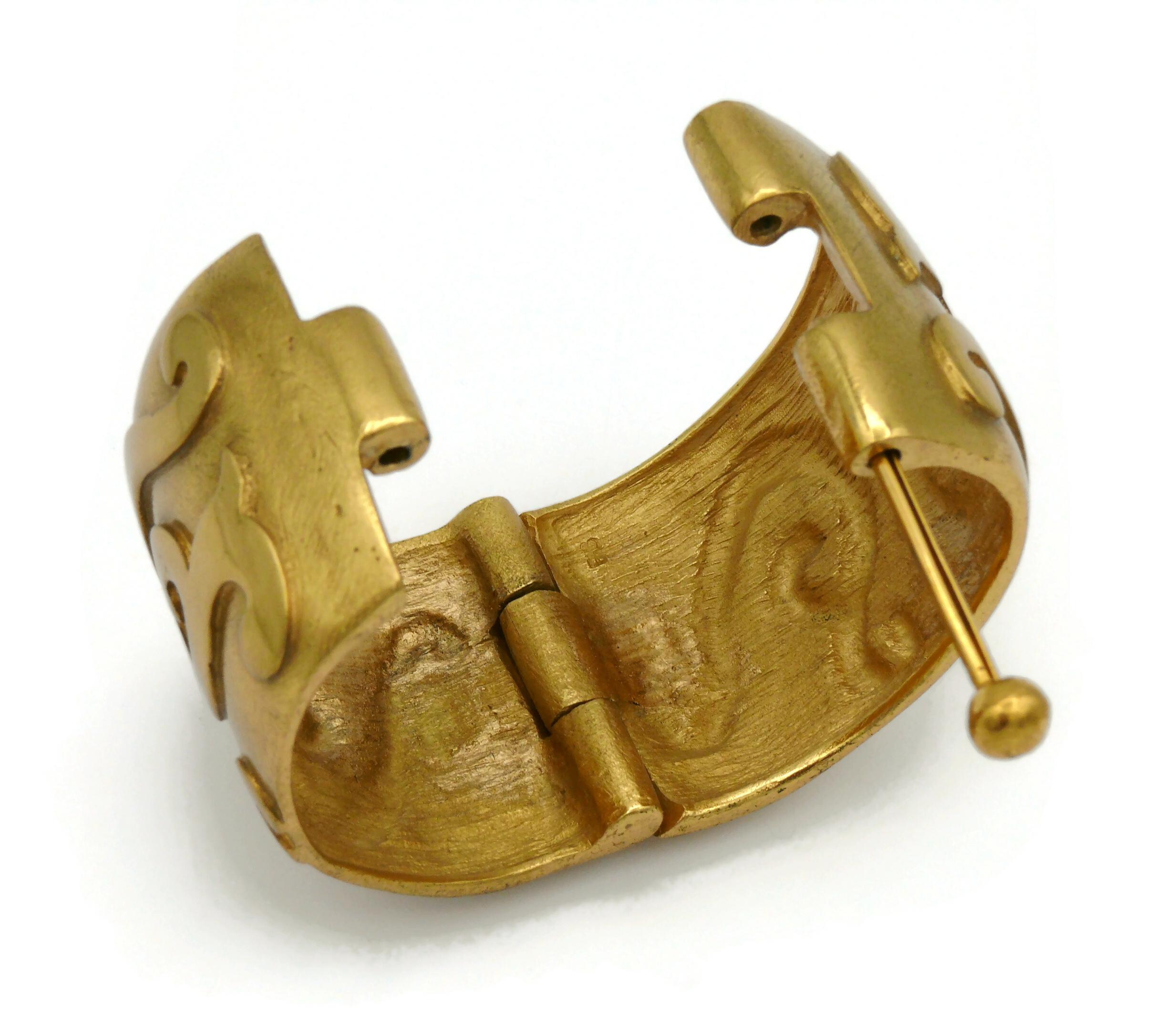 YVES SAINT LAURENT YSL Vintage Gold Tone Arabesques Cuff Bracelet For Sale 9