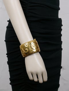 YVES SAINT LAURENT YSL Vintage Gold Tone Arabesques Cuff Bracelet