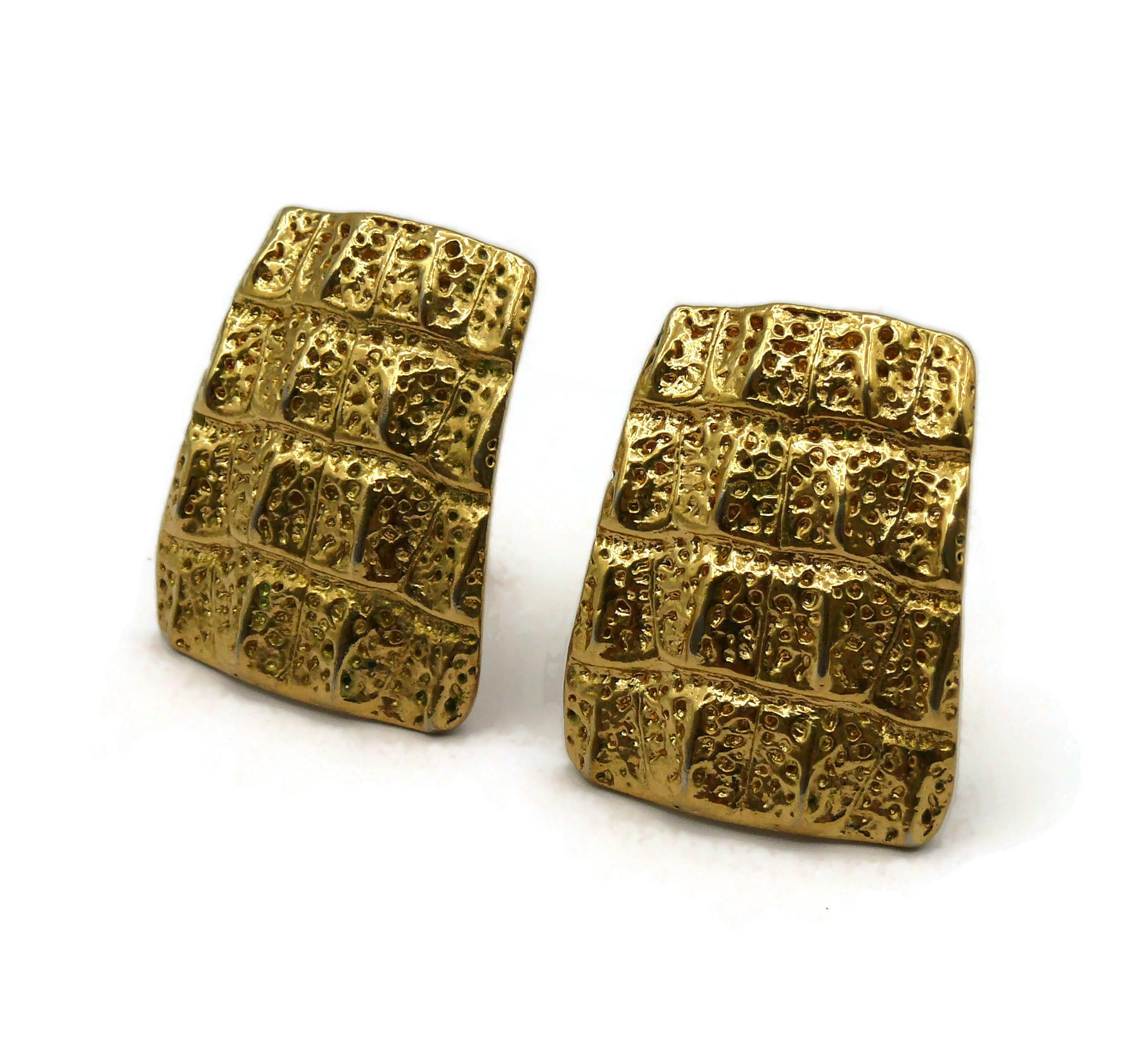 YVES SAINT LAURENT YSL Vintage Gold Tone Croc Choker Necklace & Earrings Set 9