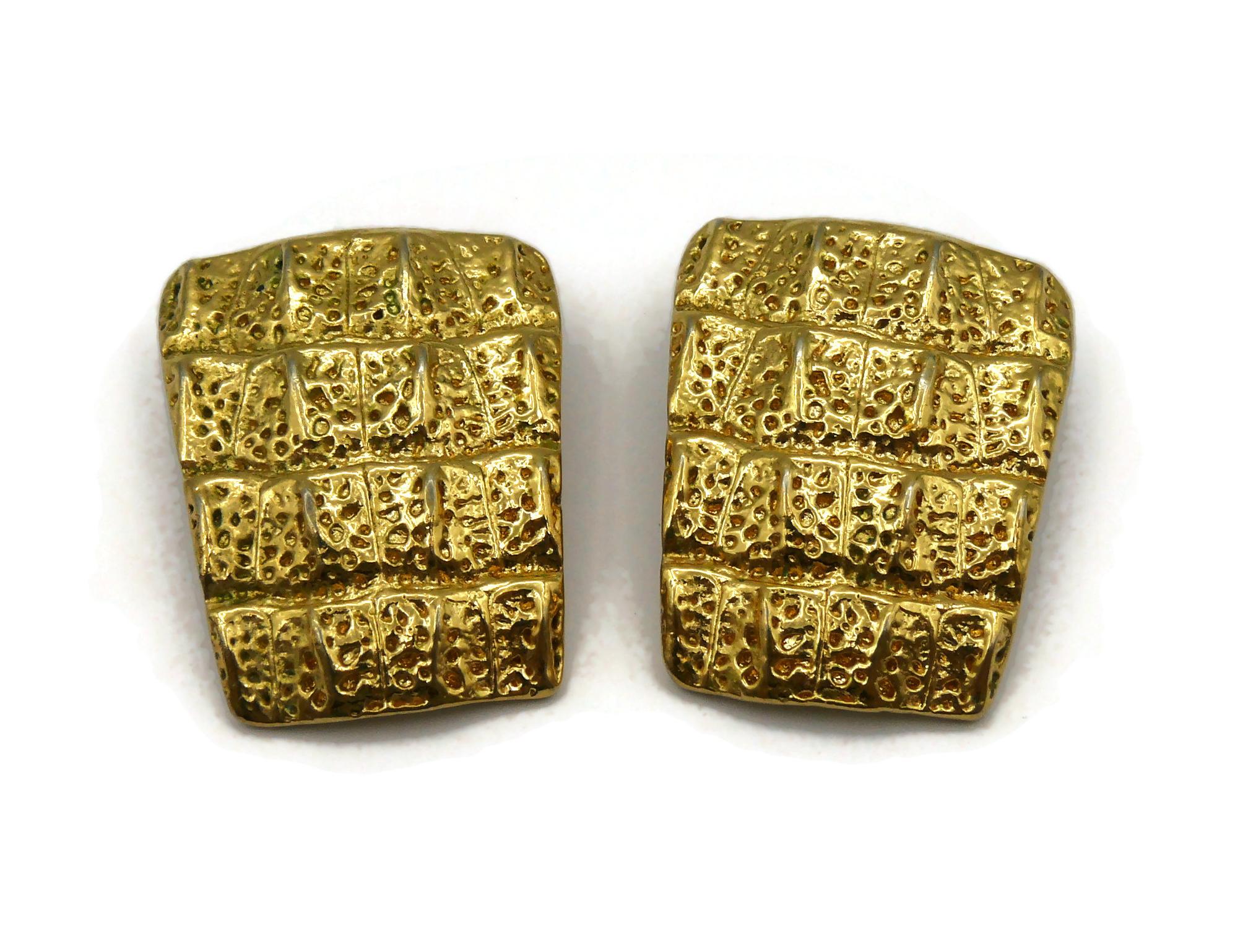 YVES SAINT LAURENT YSL Vintage Gold Tone Croc Choker Necklace & Earrings Set 10