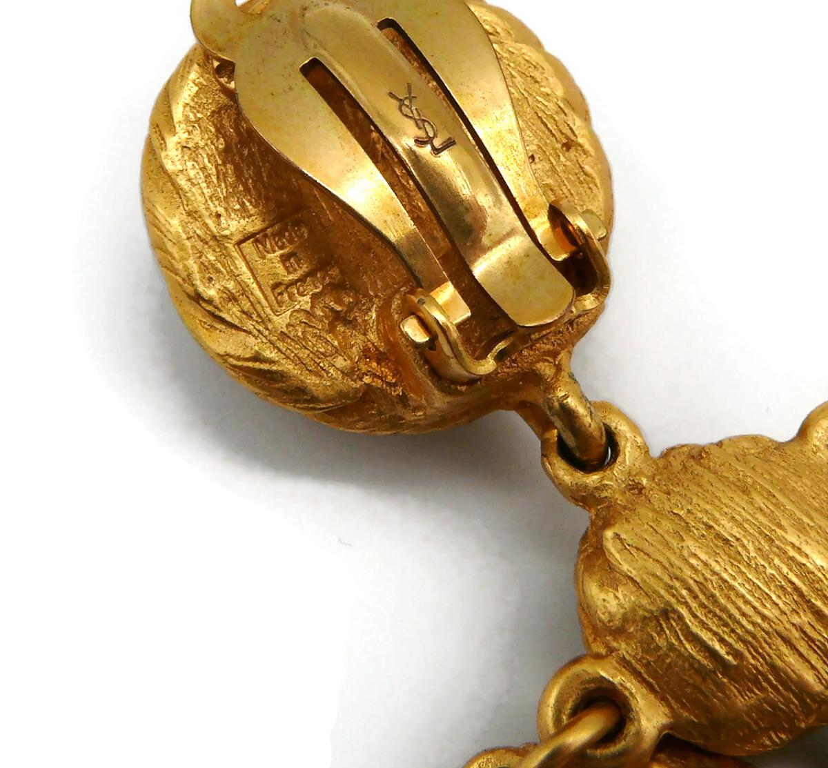 YVES SAINT LAURENT YSL Vintage Goldfarbene baumelnde Ohrringe mit Kunststeinen im Angebot 4