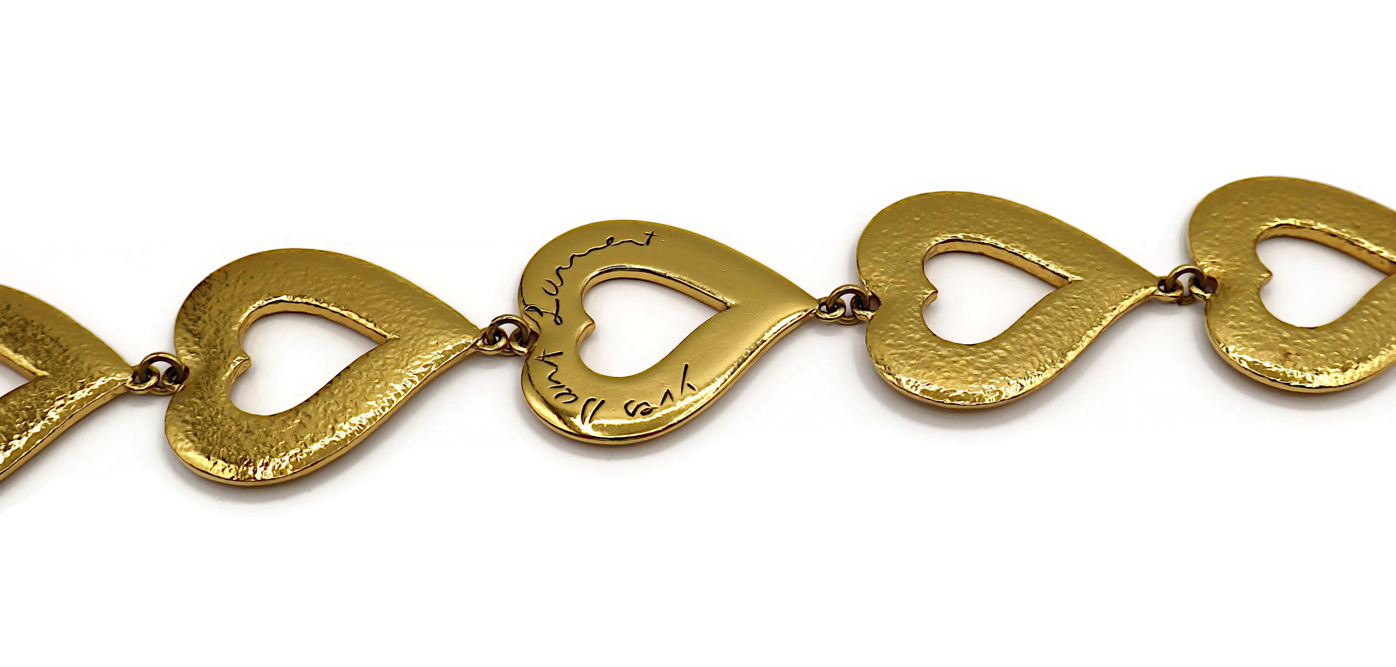 YVES SAINT LAURENT YSL Collana a cuori d'epoca in tonalità oro in vendita 1