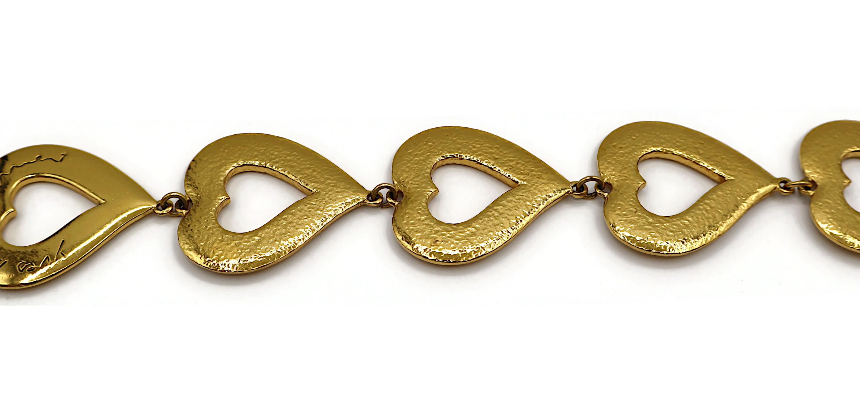 YVES SAINT LAURENT YSL Collana a cuori d'epoca in tonalità oro in vendita 2