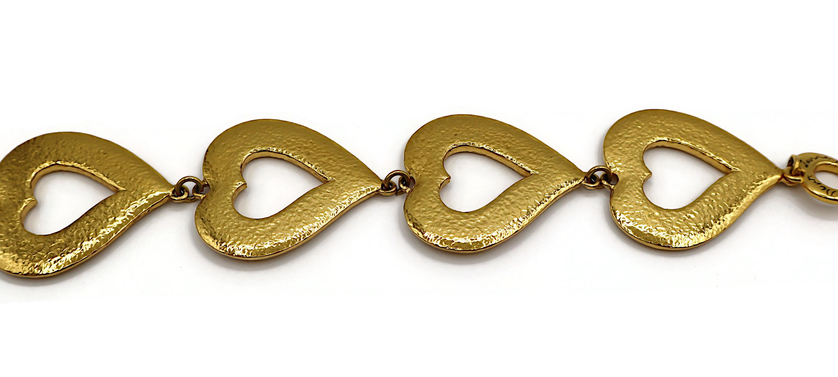 YVES SAINT LAURENT YSL Collana a cuori d'epoca in tonalità oro in vendita 4