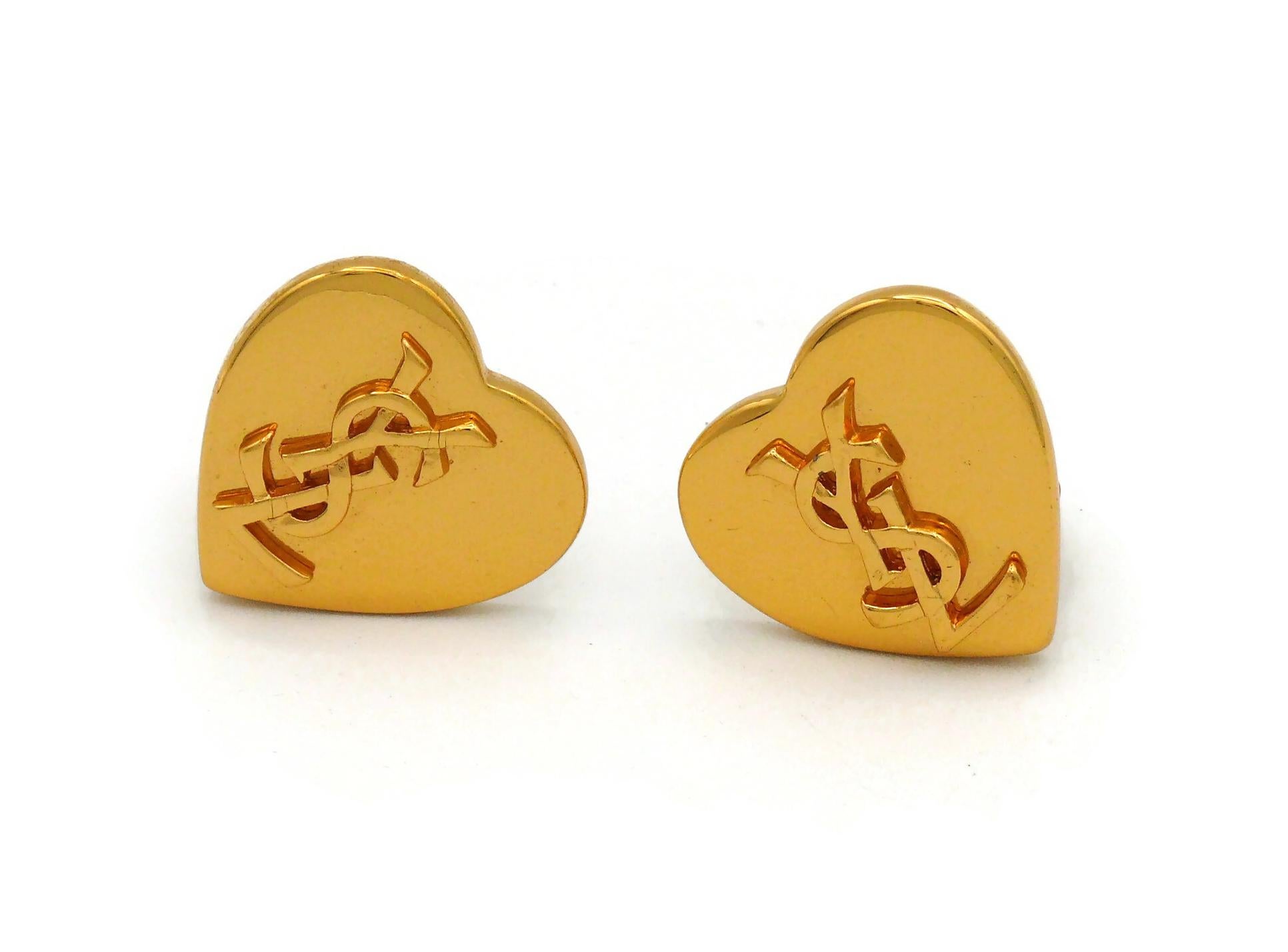 YVES SAINT LAURENT YSL Vintage Gold Tone Heart Logo Clip-On Earrings In Good Condition In Nice, FR