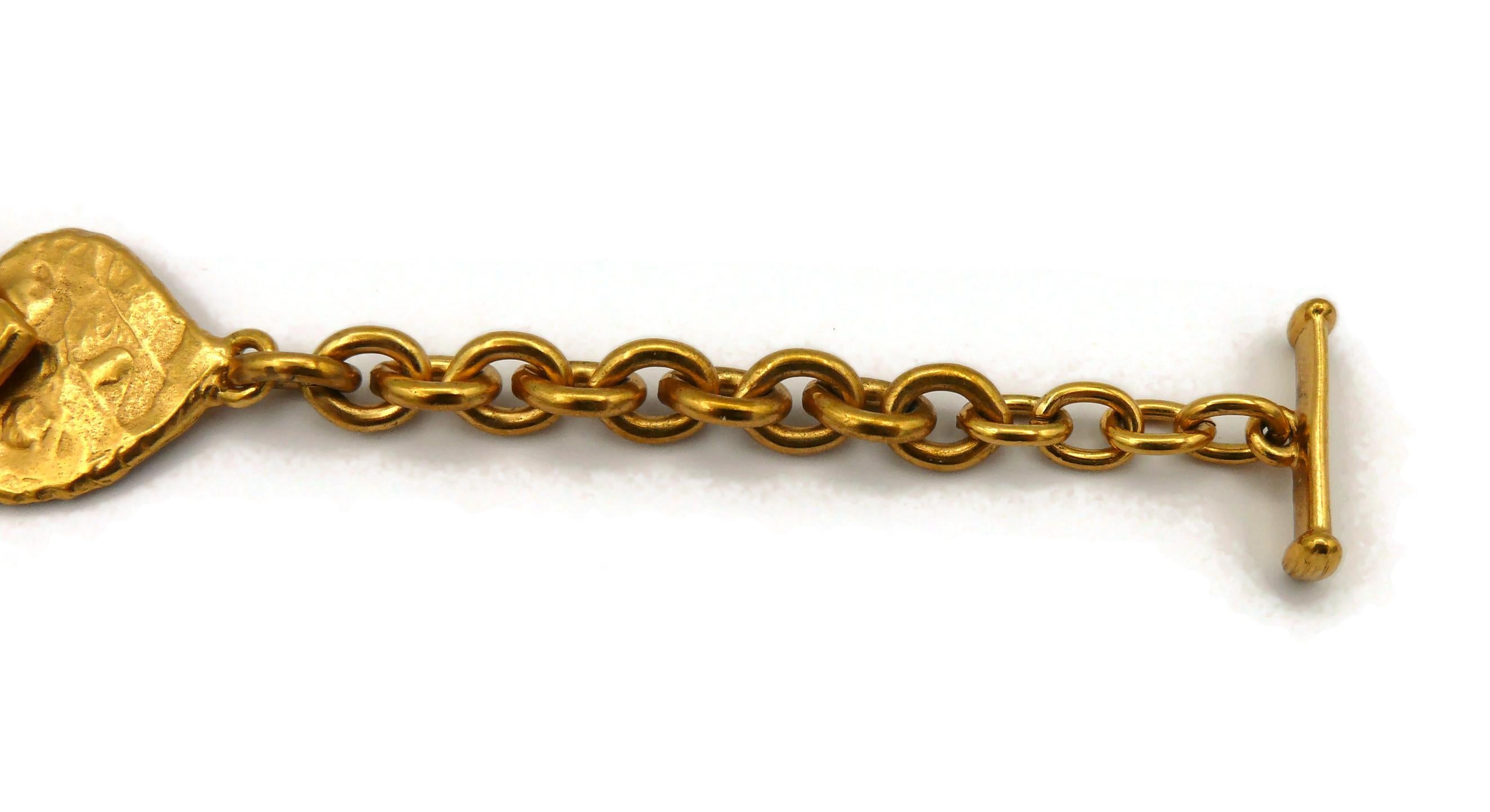 YVES SAINT LAURENT YSL Vintage Goldfarbene Herz-Halskette in Goldtönen im Angebot 3