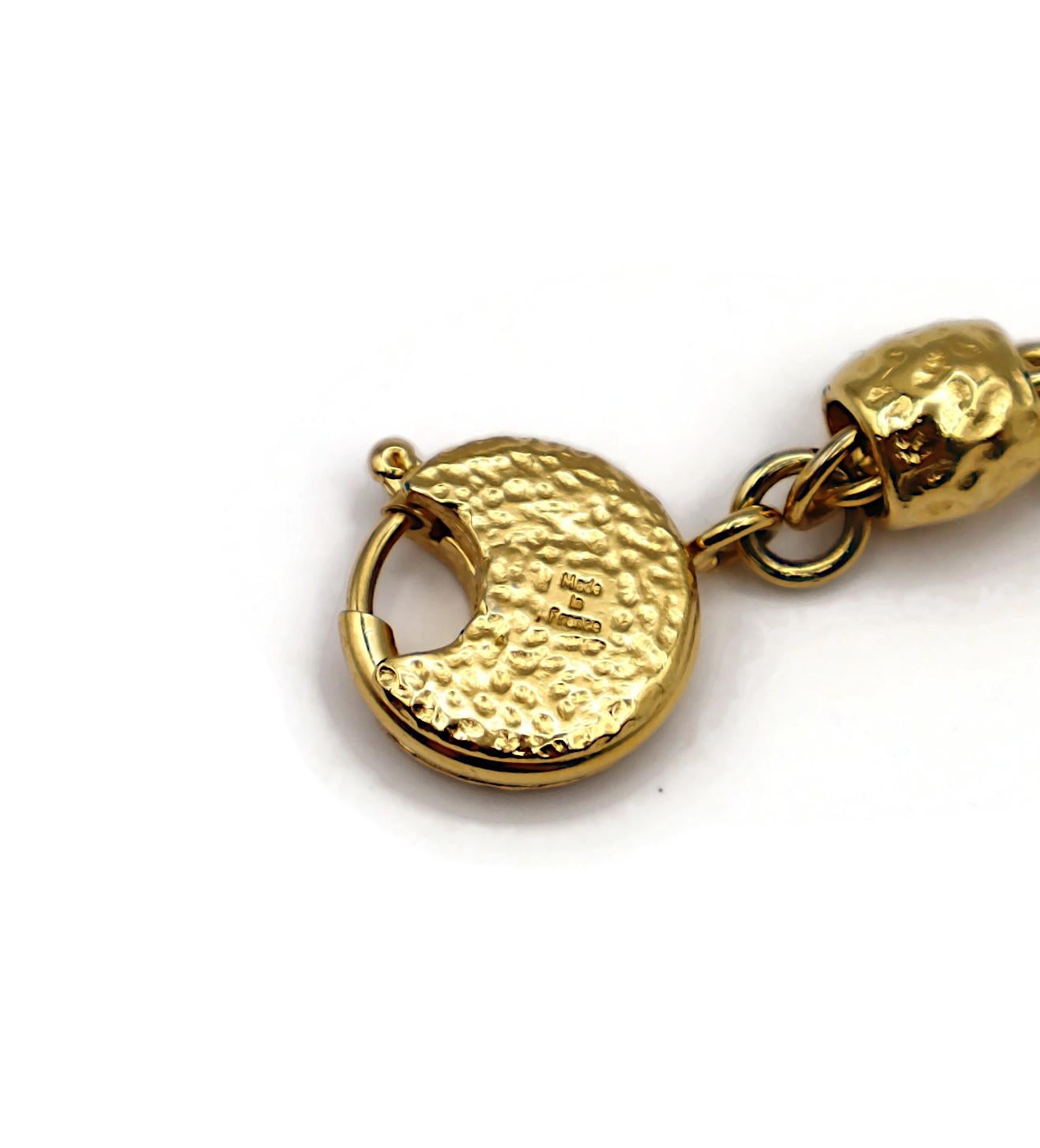 YVES SAINT LAURENT YSL Collana con ciondolo a croce Jewell d'epoca in tonalità oro in vendita 12
