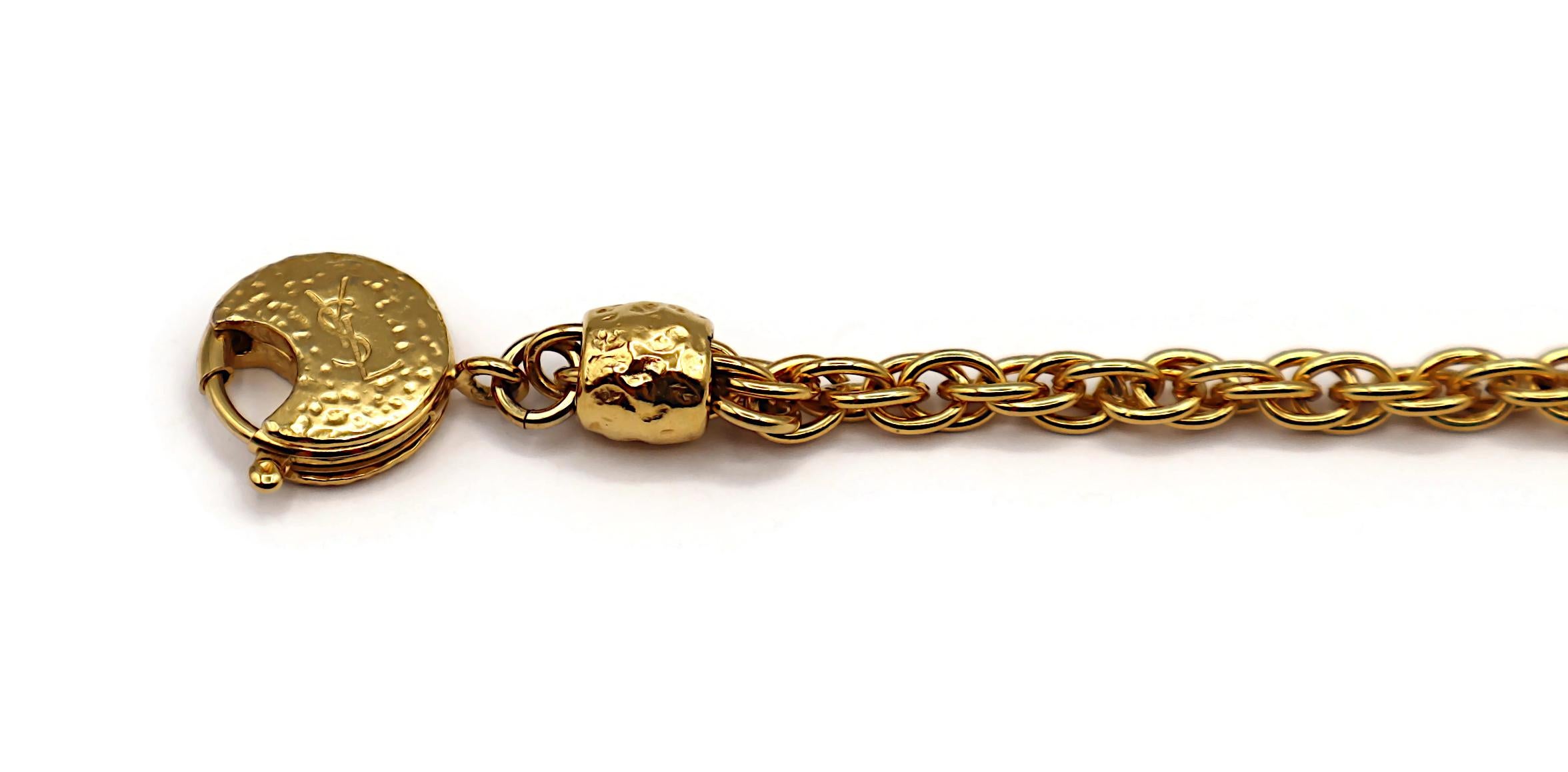 YVES SAINT LAURENT YSL Collana con ciondolo a croce Jewell d'epoca in tonalità oro in vendita 1