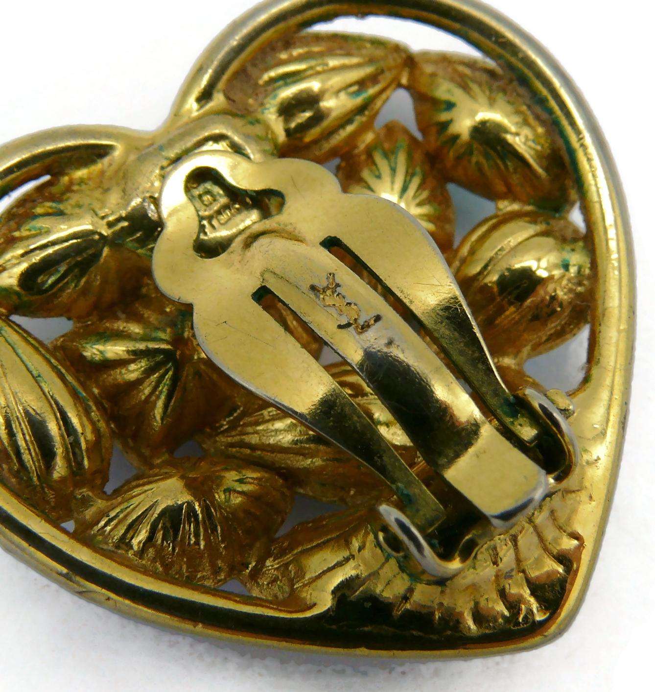 YVES SAINT LAURENT YSL Vintage Goldfarbene Herz-Ohrclips mit Juwelen im Angebot 9