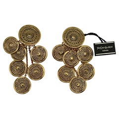 YVES SAINT LAURENT YSL Vintage Gold Tone Medal Charm Orecchini pendenti