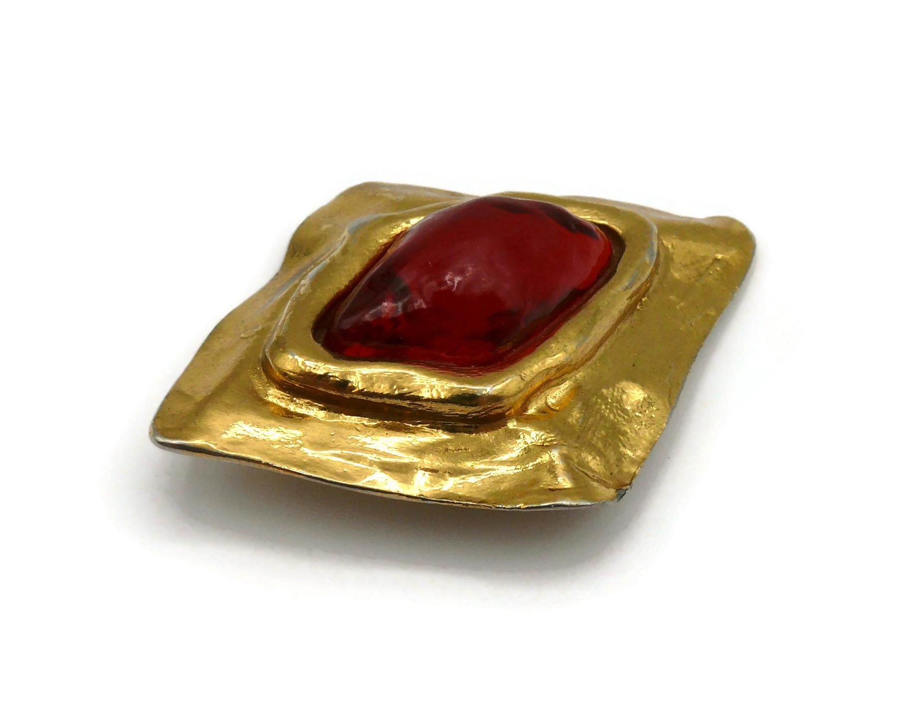 YVES SAINT LAURENT YSL Vintage Gold Tone Red Resin Clip-On Earrings For Sale 2