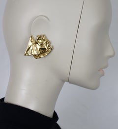 YVES SAINT LAURENT YSL Vintage Gold Tone Sailboat Clip-On Earrings