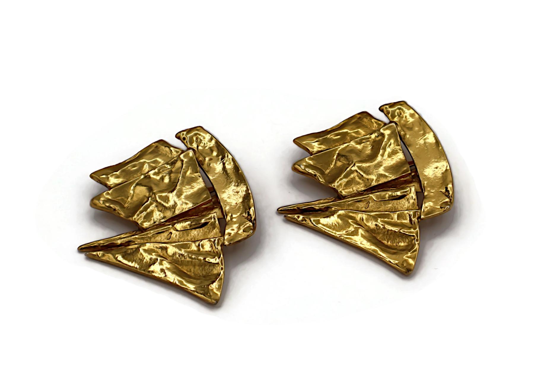 YVES SAINT LAURENT YSL Vintage Gold Tone Sailboat Clip-On Earrings For Sale 2