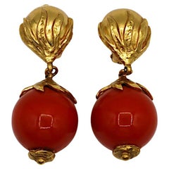 YVES SAINT LAURENT YSL Pendientes colgantes de bola de madera vintage en tono dorado