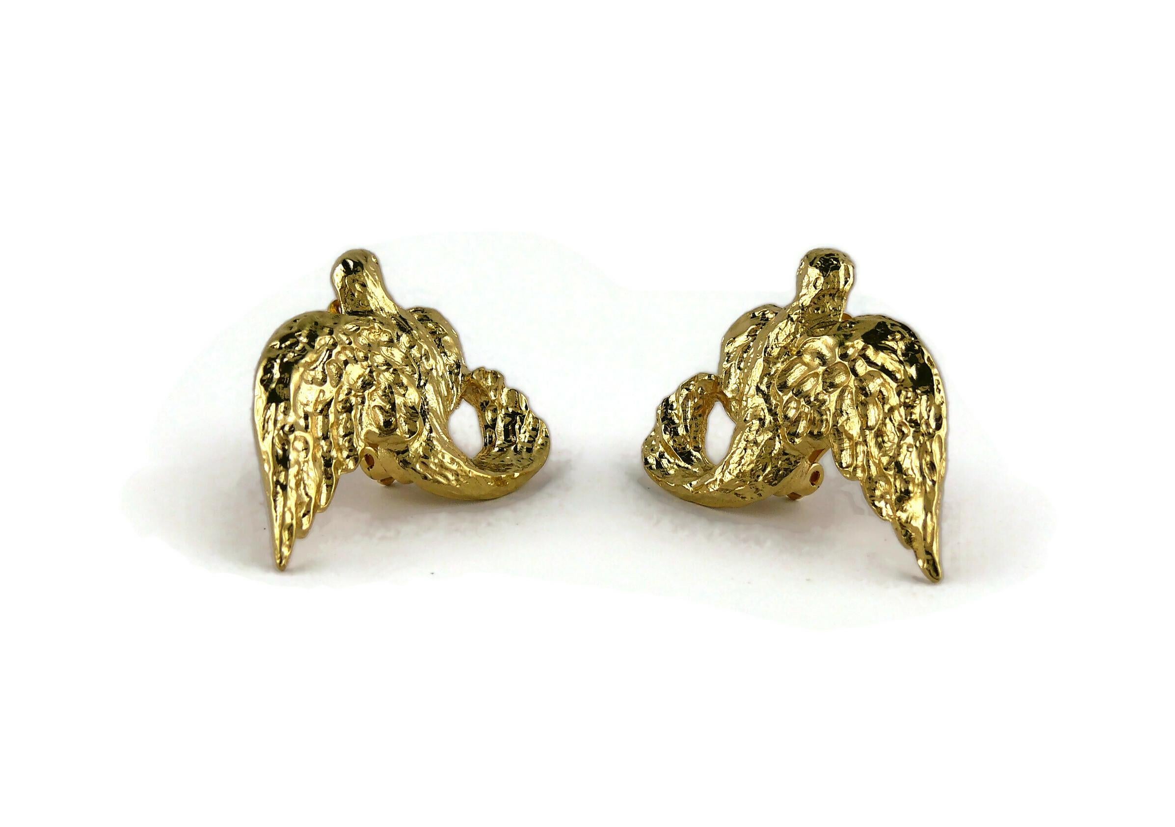 Yves Saint Laurent YSL Vintage Gold Toned Birds Clip On Earrings In Excellent Condition In Nice, FR