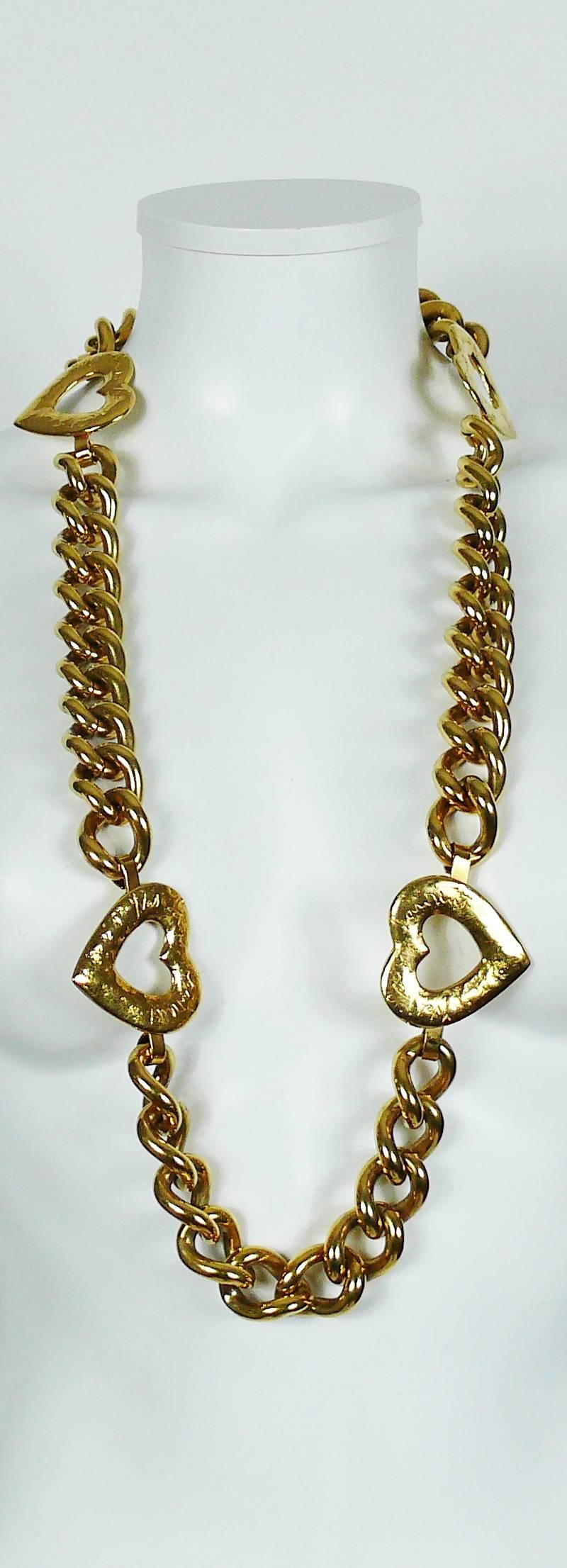 Yves Saint Laurent YSL Vintage Gold Toned Heart Chain Belt In Good Condition In Nice, FR