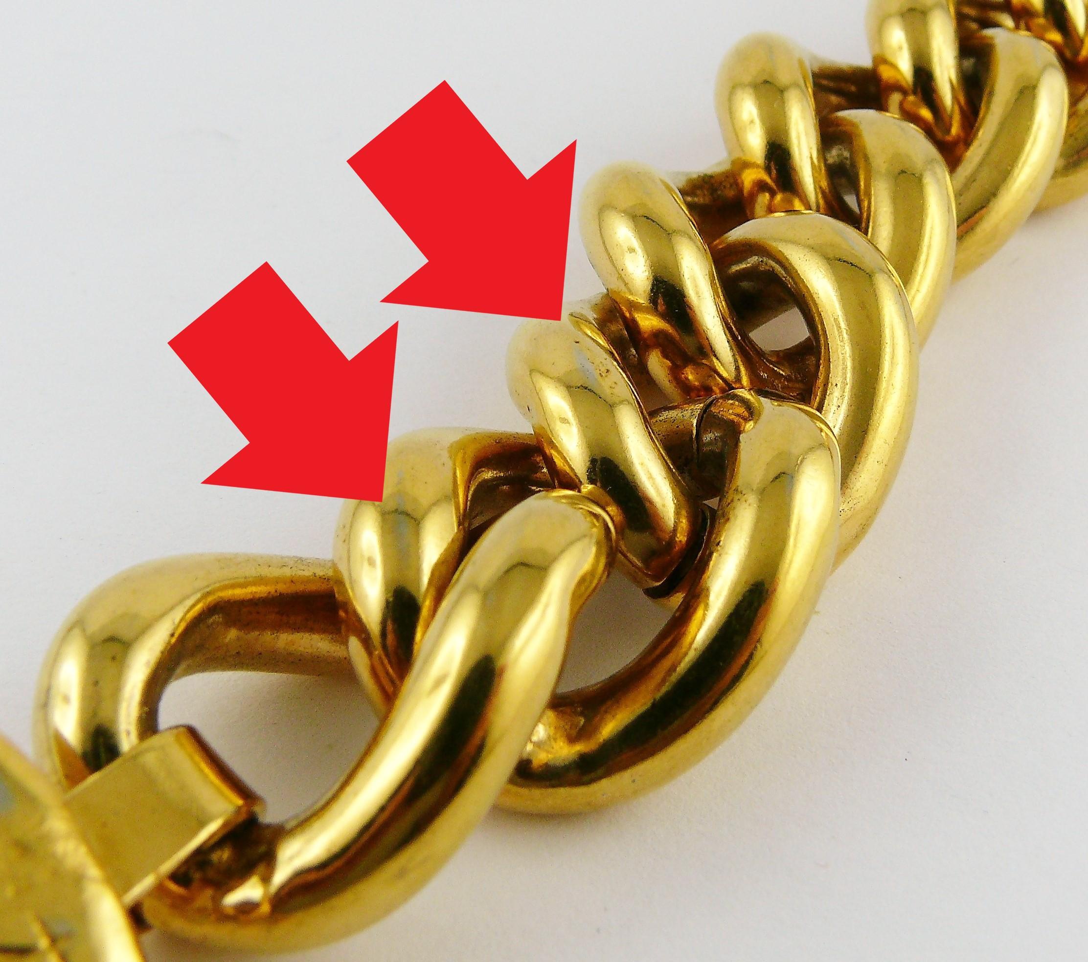 Yves Saint Laurent YSL Vintage Gold Toned Heart Chain Necklace Belt 9