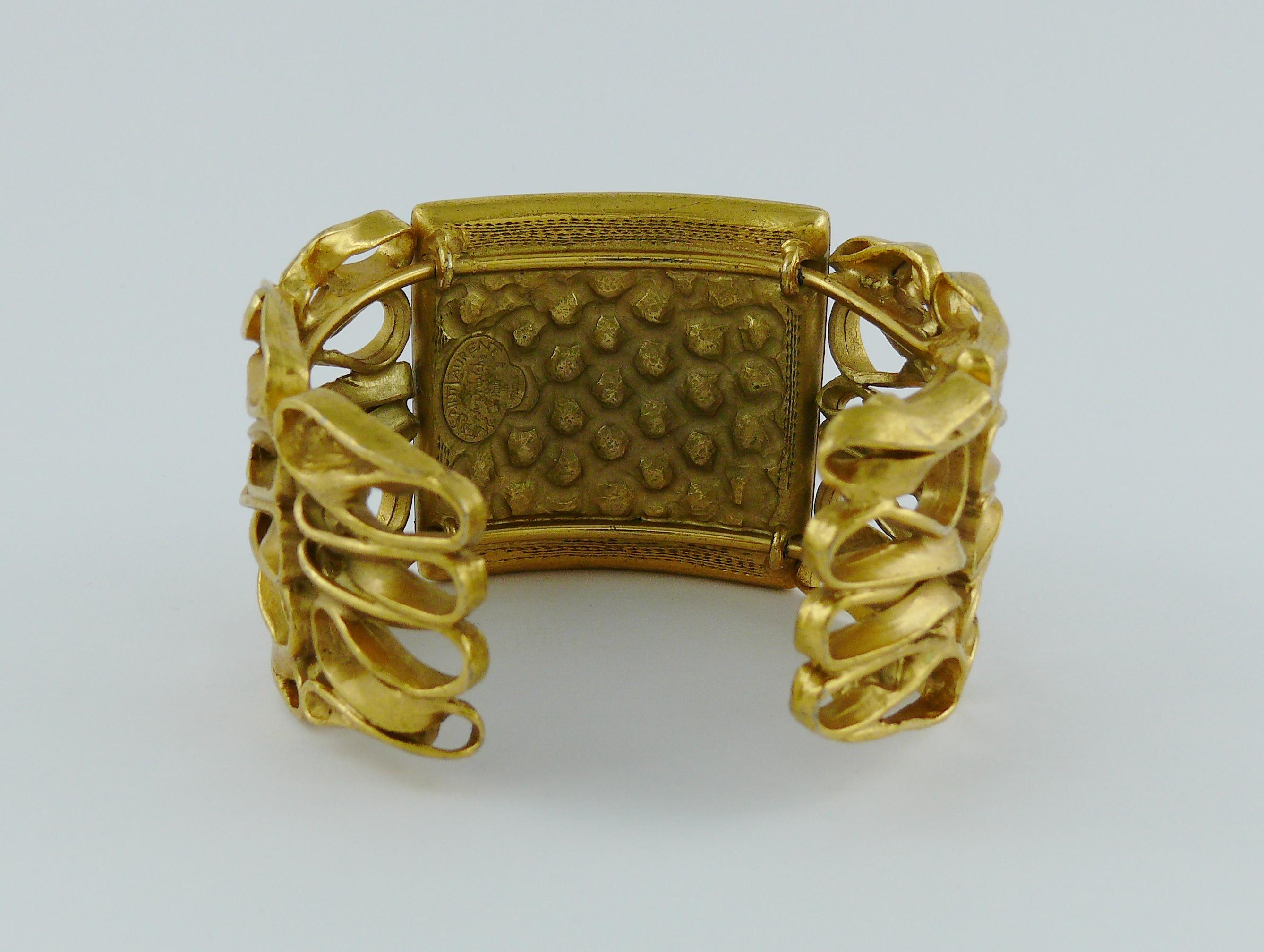 Yves Saint Laurent YSL Vintage Gold Toned Wire Cuff Bracelet 6