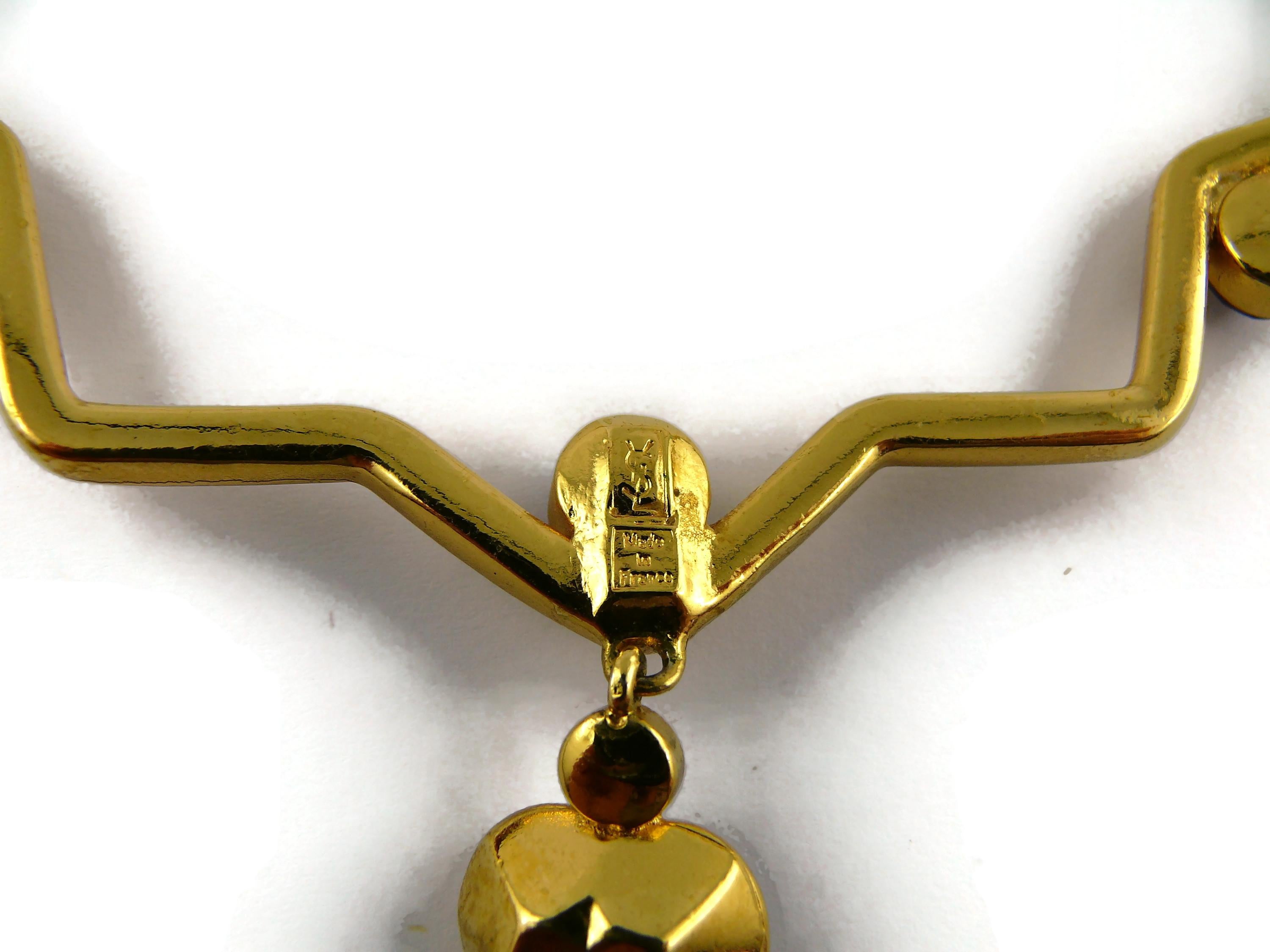 Yves Saint Laurent YSL Vintage Gold Toned Zig Zag Crystal Heart Pendant Necklace For Sale 6