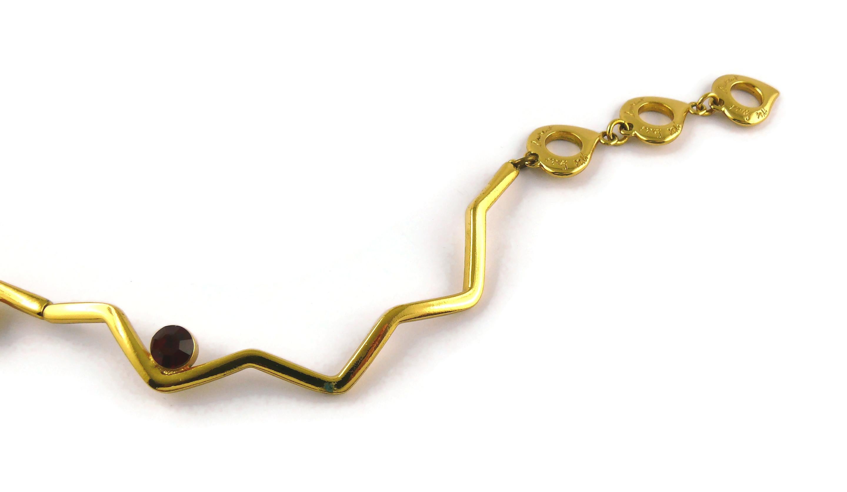 Yves Saint Laurent YSL Vintage Gold Toned Zig Zag Crystal Heart Pendant Necklace For Sale 3