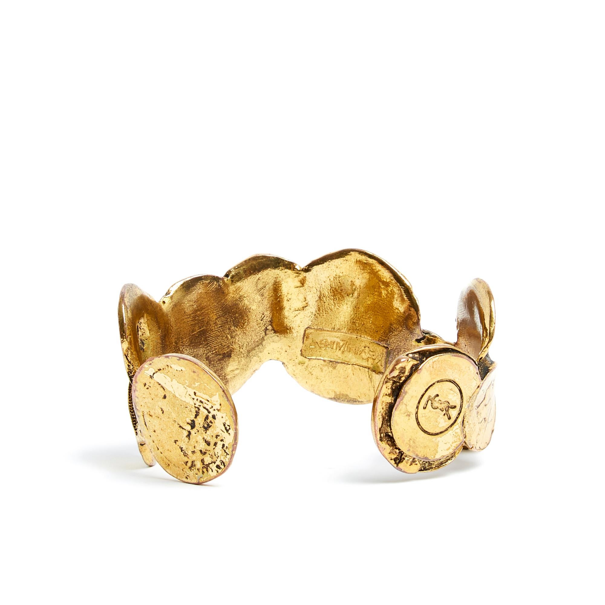 Yves Saint Laurent YSL vintage Golden Coins Cuff In Good Condition For Sale In PARIS, FR