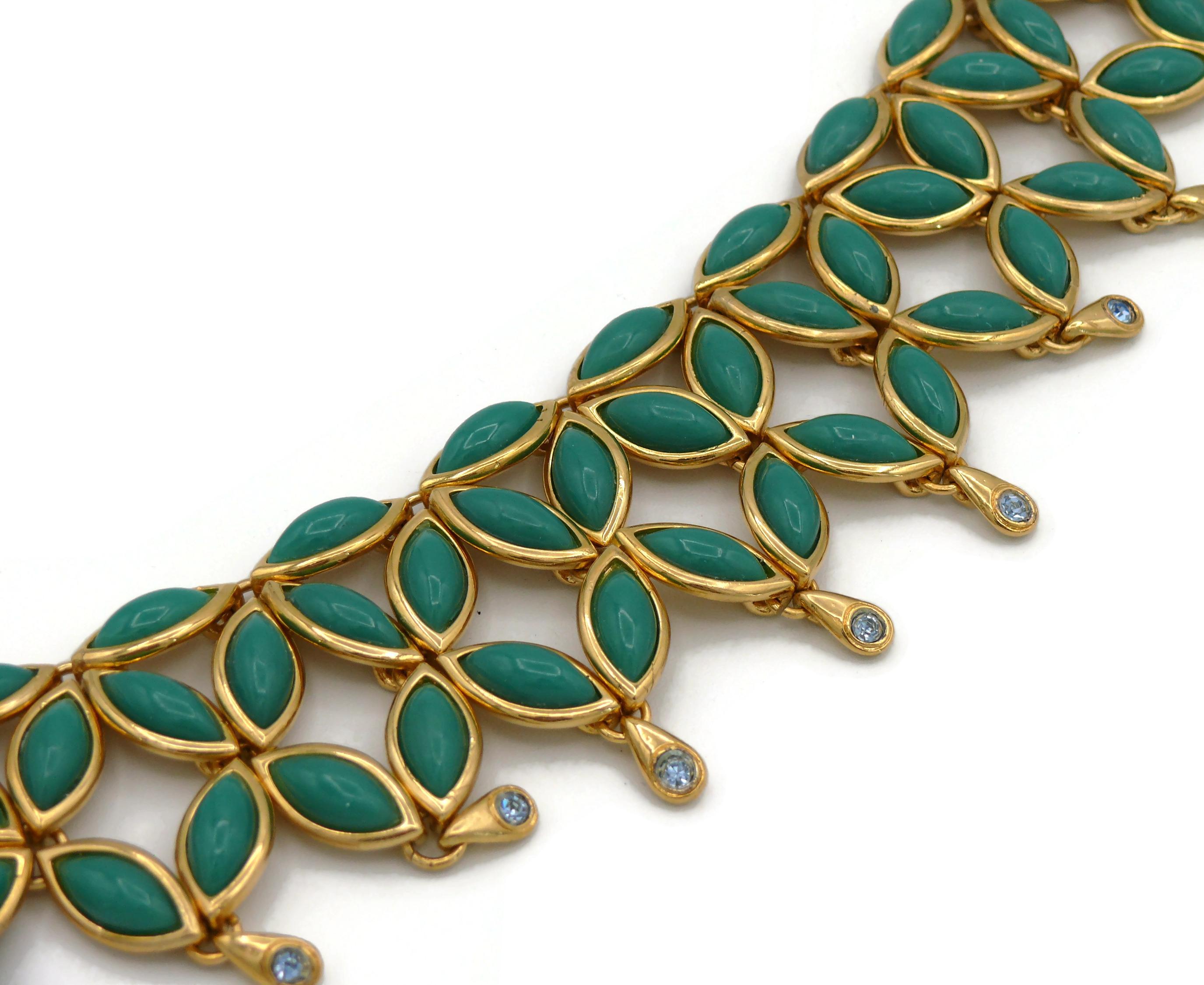 YVES SAINT LAURENT Collier vintage à cabochons en résine verte YSL en vente 3