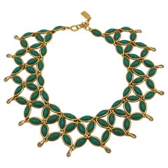 YVES SAINT LAURENT YSL Collana Vintage con Cabochons in resina verde