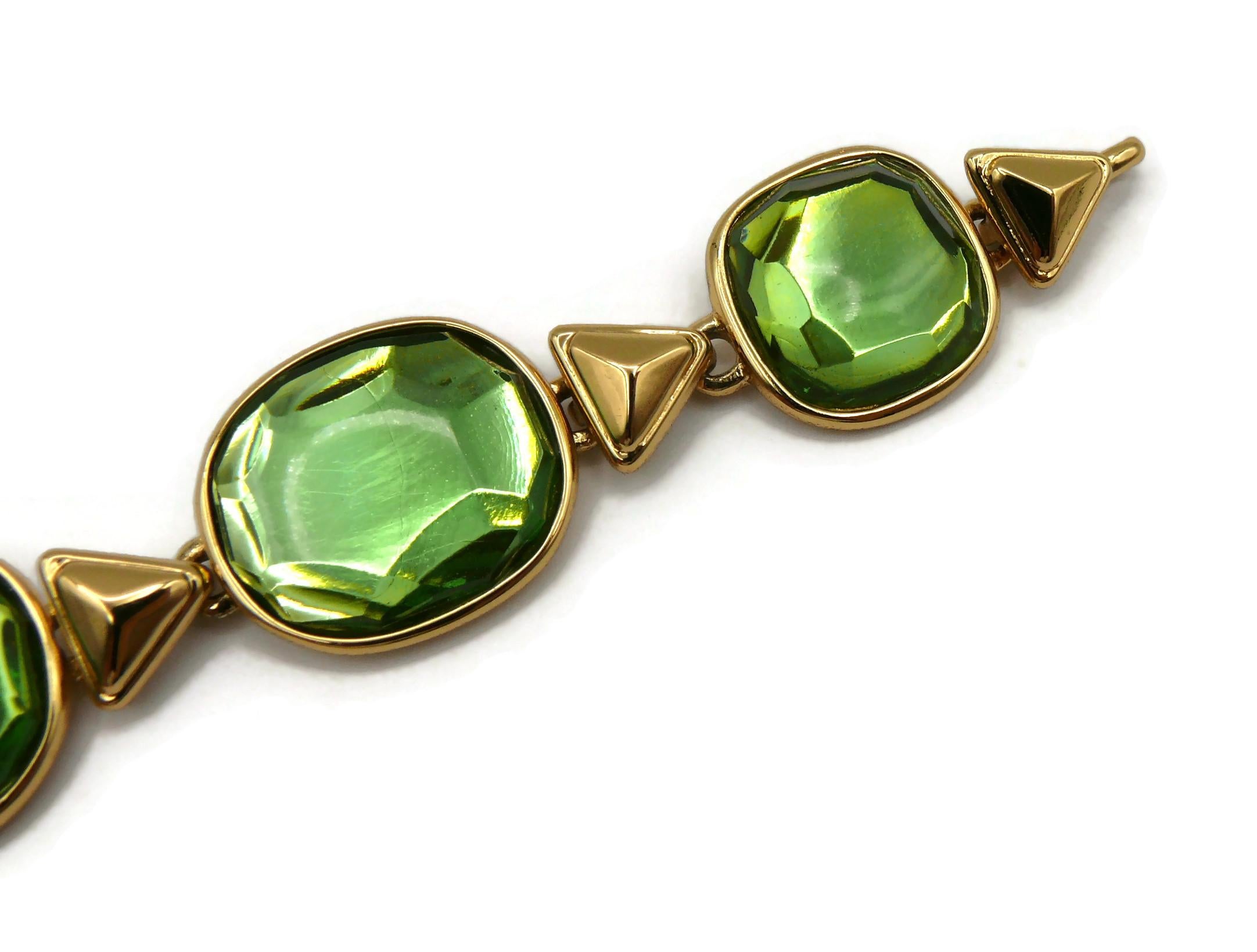 YVES SAINT LAURENT YSL Vintage Green Resin Link Bracelet For Sale 4