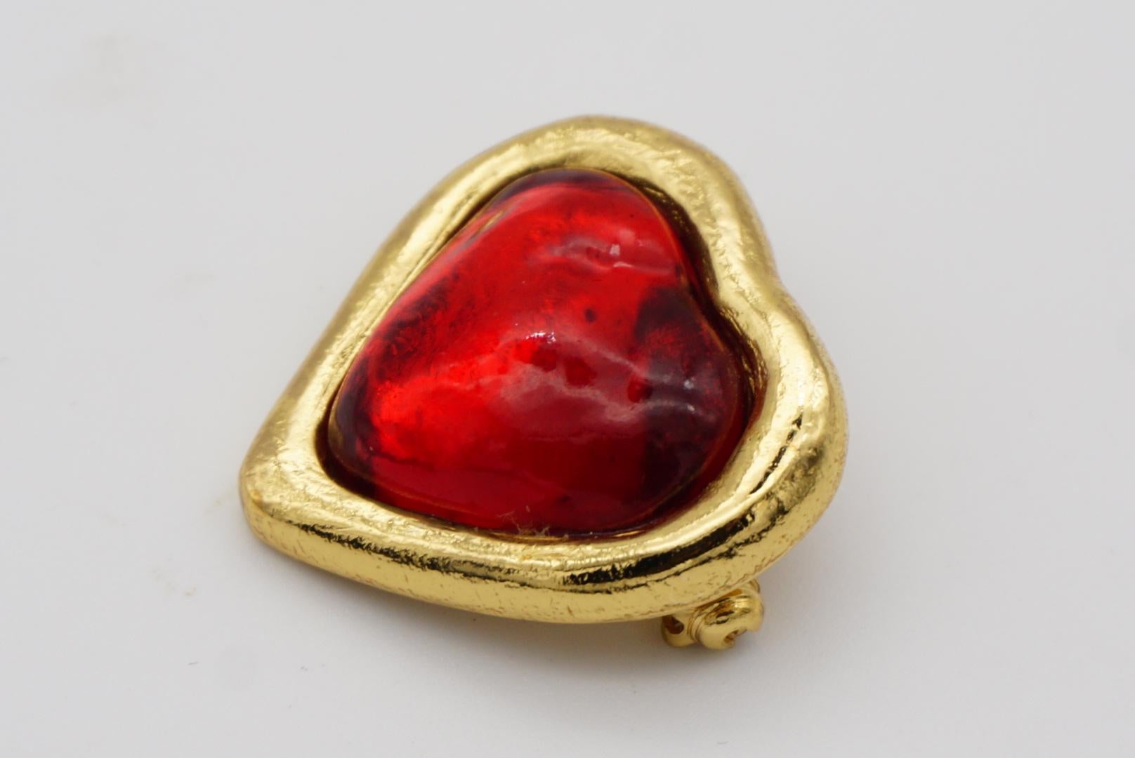 Yves Saint Laurent YSL Broche vintage Gripoix en cristal en forme de cœur avec cabochon rouge 2