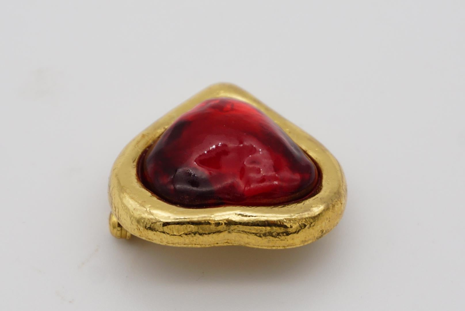 Yves Saint Laurent YSL Vintage Gripoix Rubino Cabochon Cuore Cristallo Spilla Amore 5