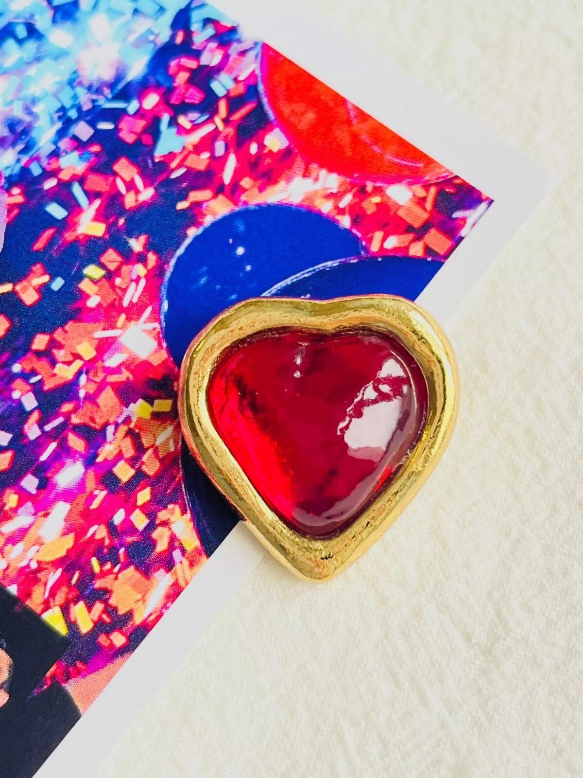 Art Deco Yves Saint Laurent YSL Vintage Gripoix Ruby Cabochon Heart Crystal Love Brooch For Sale