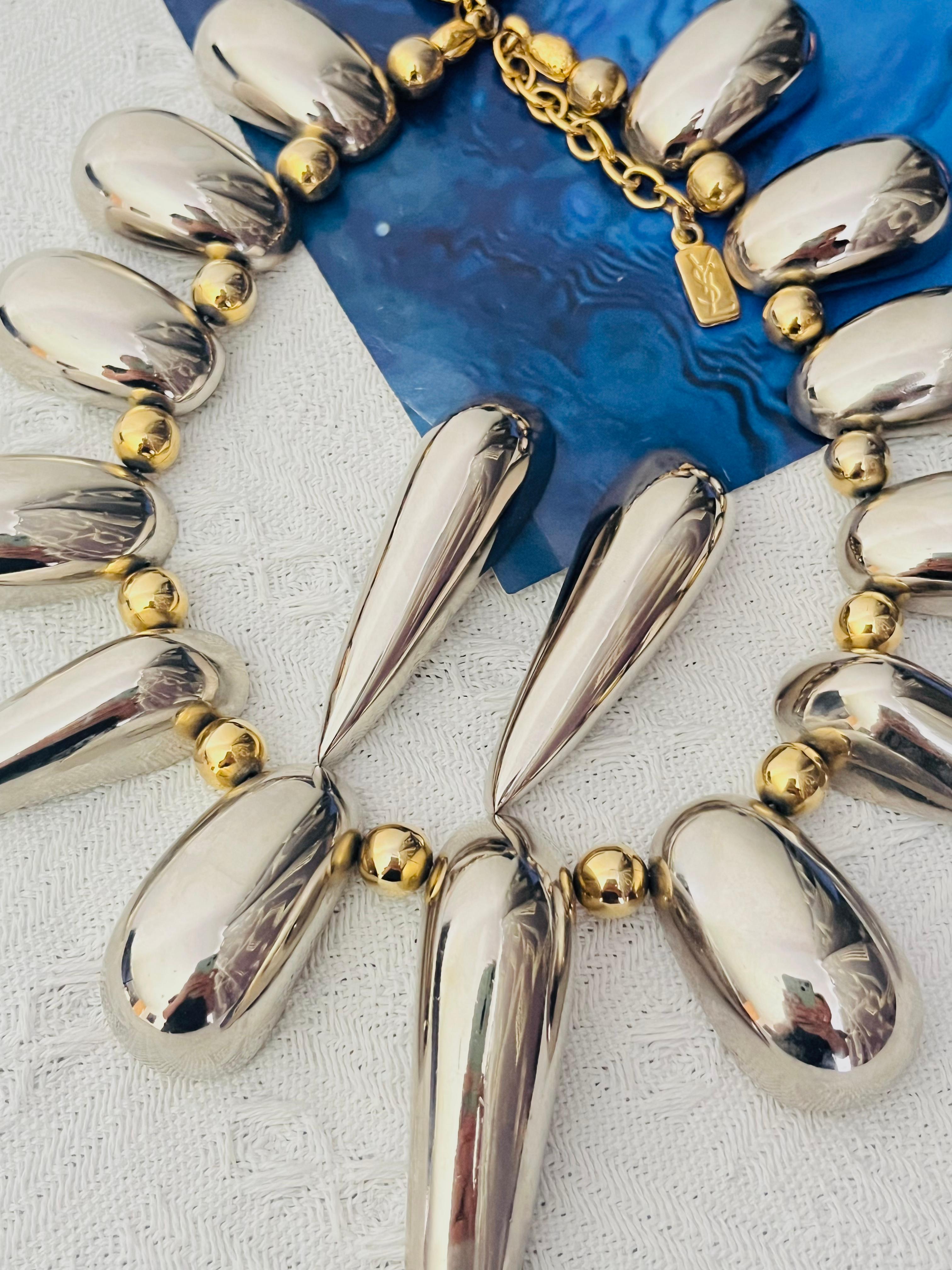 Yves Saint Laurent YSL Vintage High Triangle Rivet Oval Glow Chunky Silver Set In Good Condition For Sale In Wokingham, England